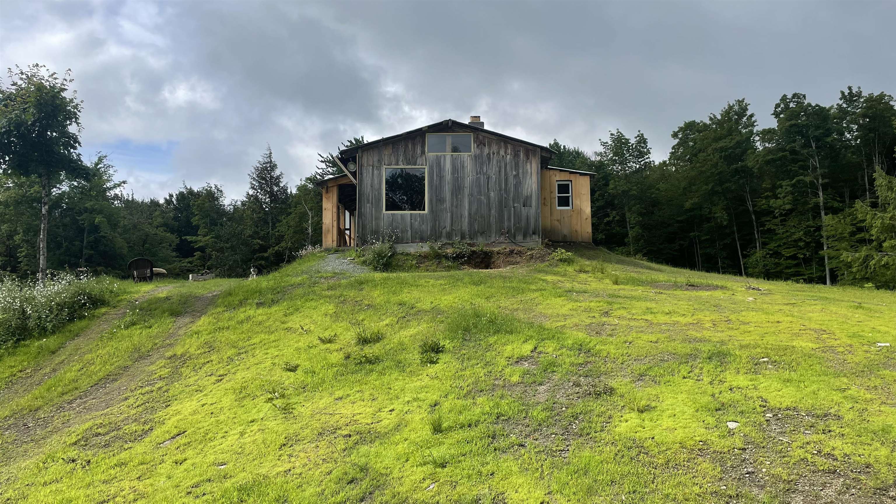 922 Crawford Trail Road Property Photo 4