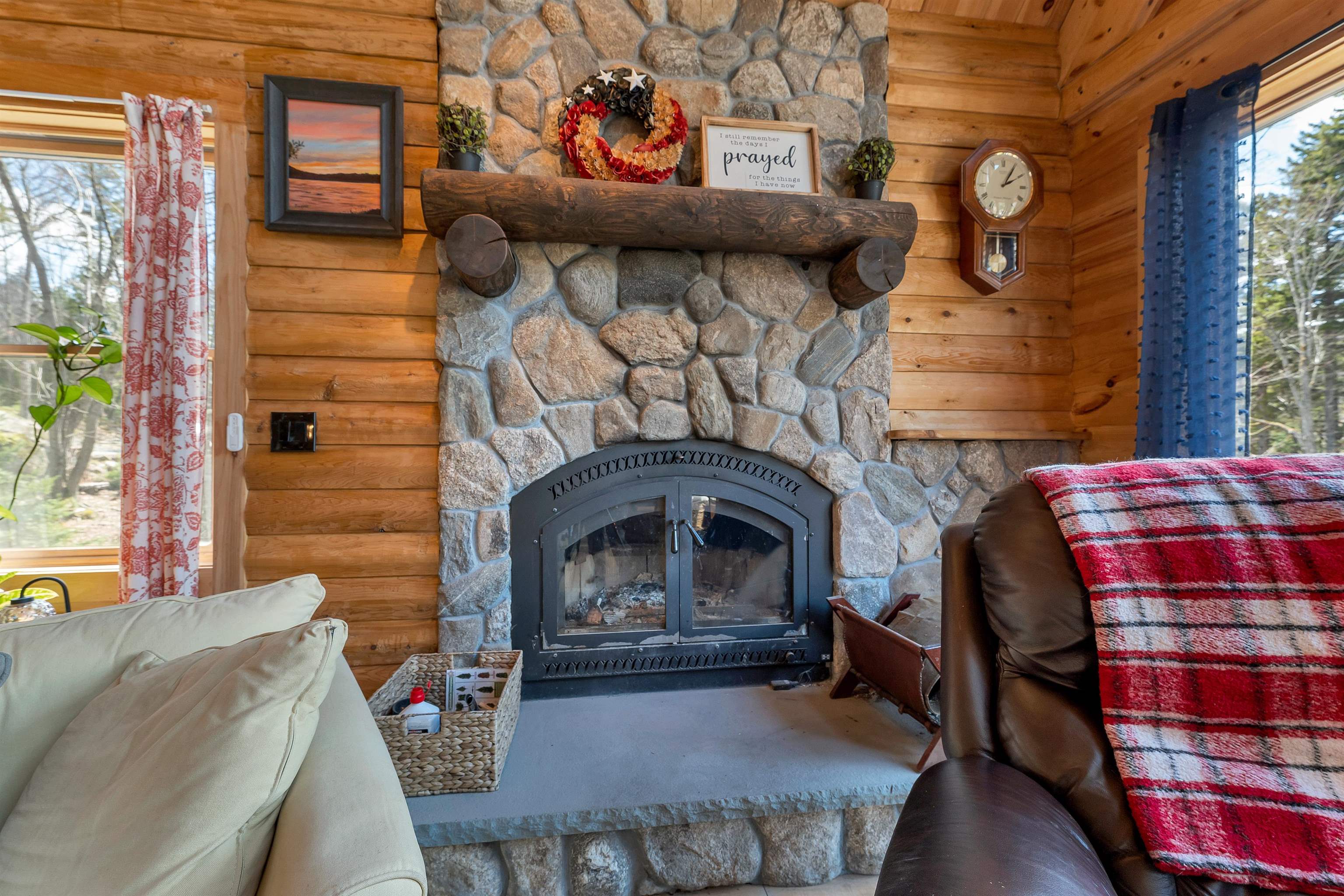 927 Ashuelot Drive Property Photo 8