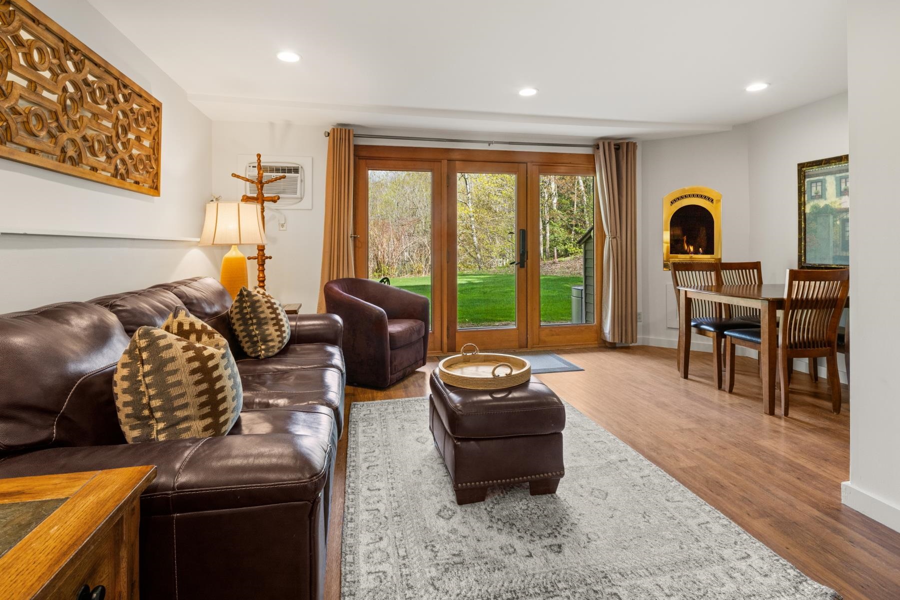 277 Topnotch Drive Property Photo 4