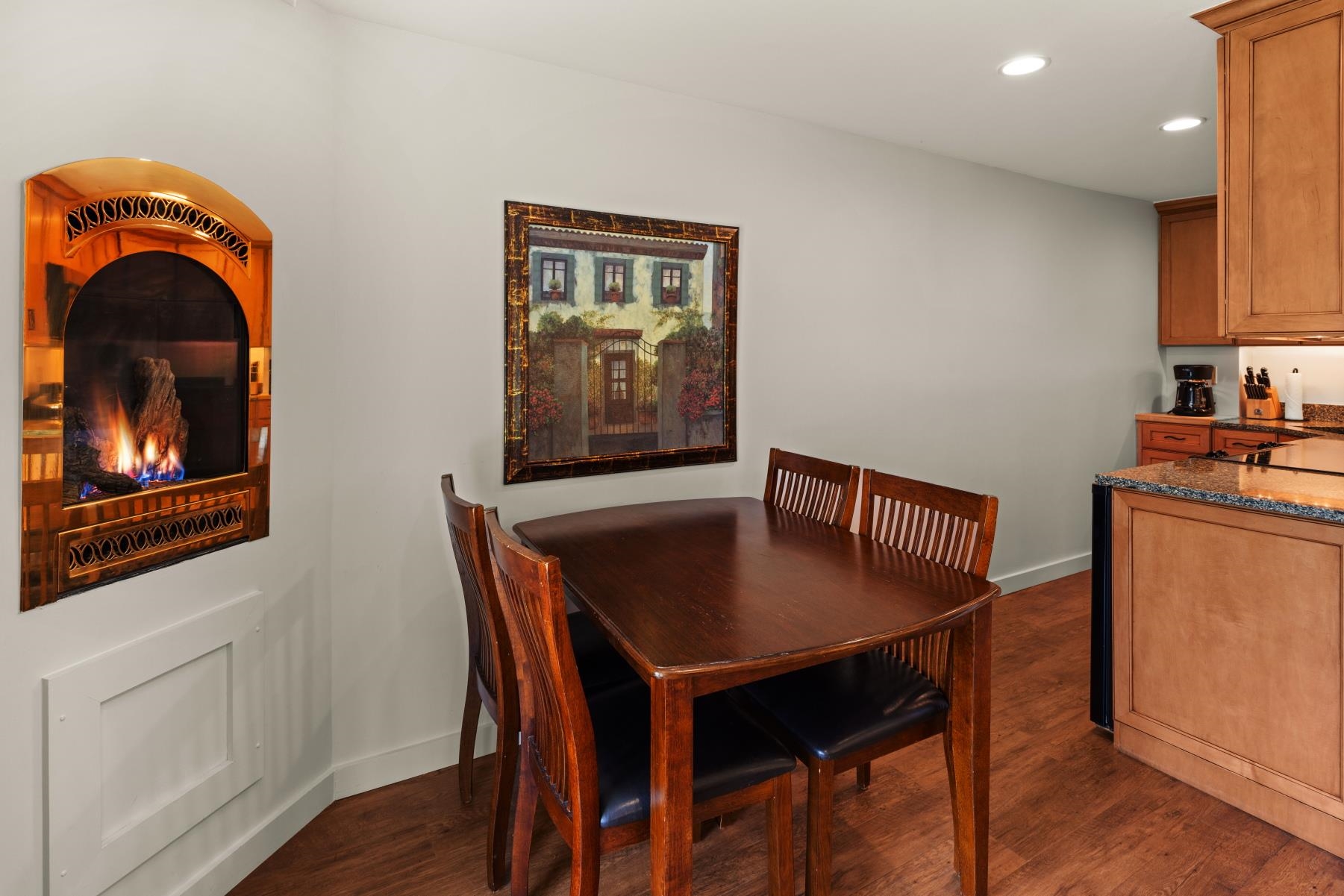 277 Topnotch Drive Property Photo 10