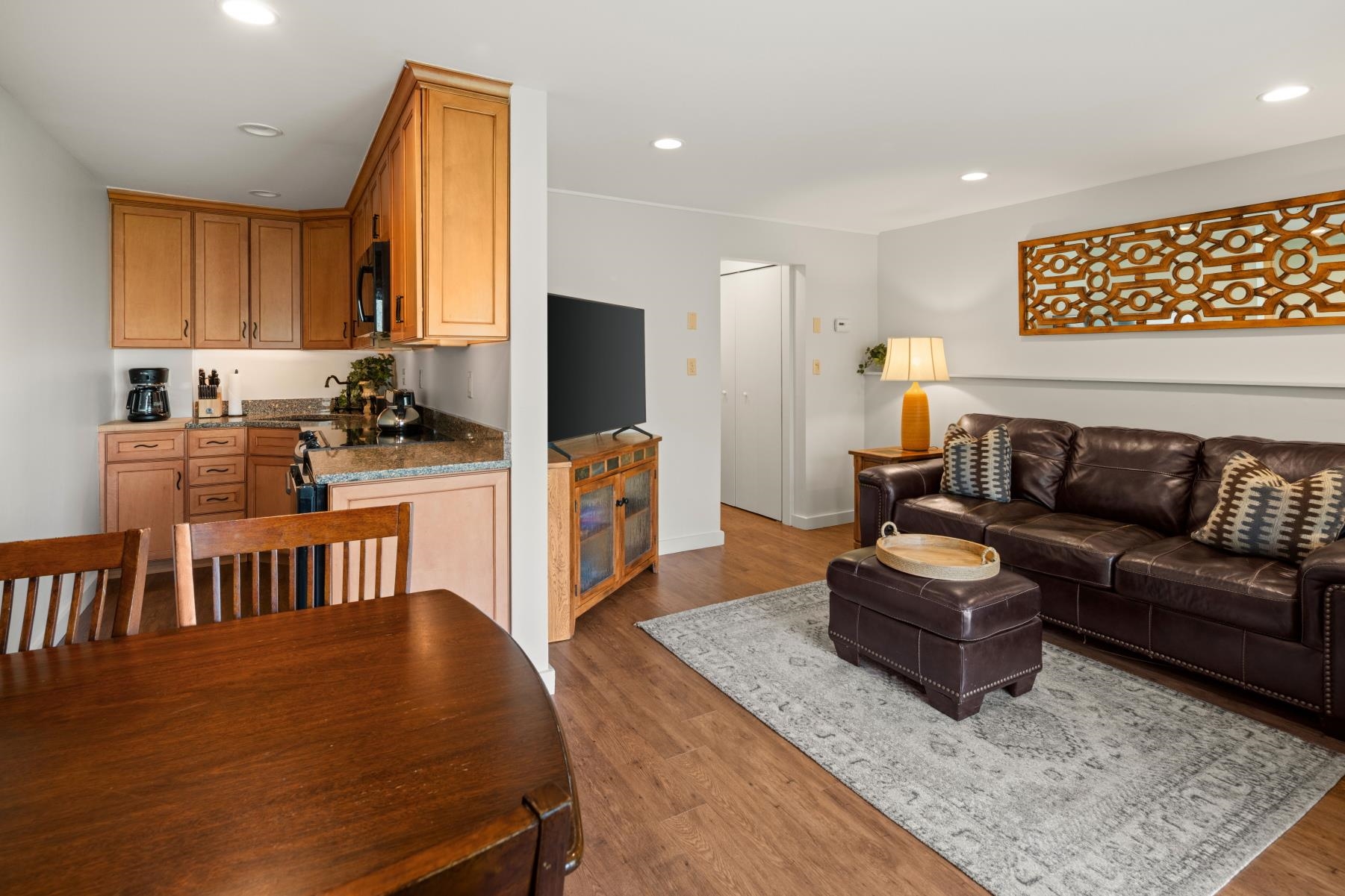 277 Topnotch Drive Property Photo 12