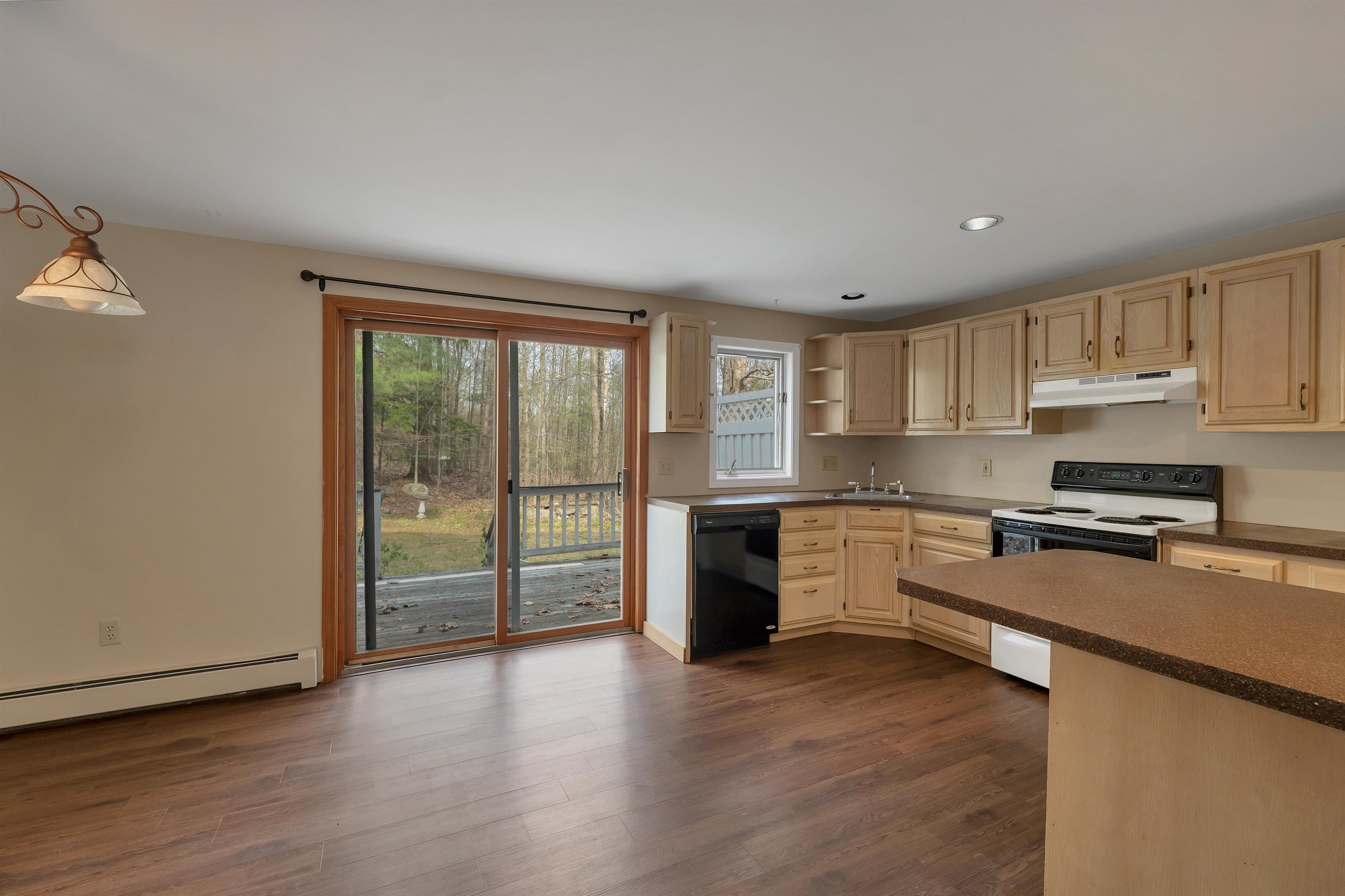 69 Birch Glen Drive Property Photo 8