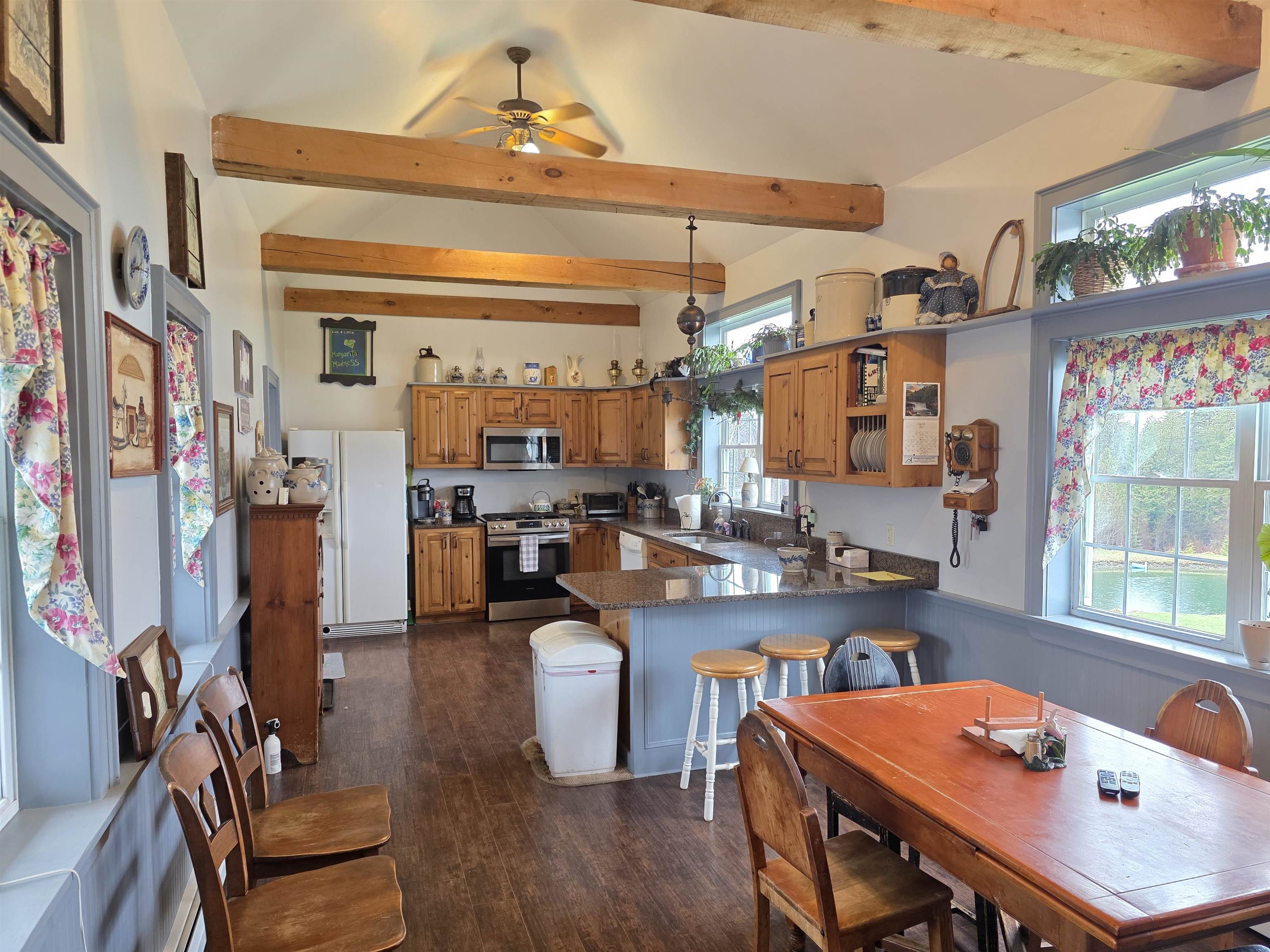2810 Underpass Road Property Photo 35