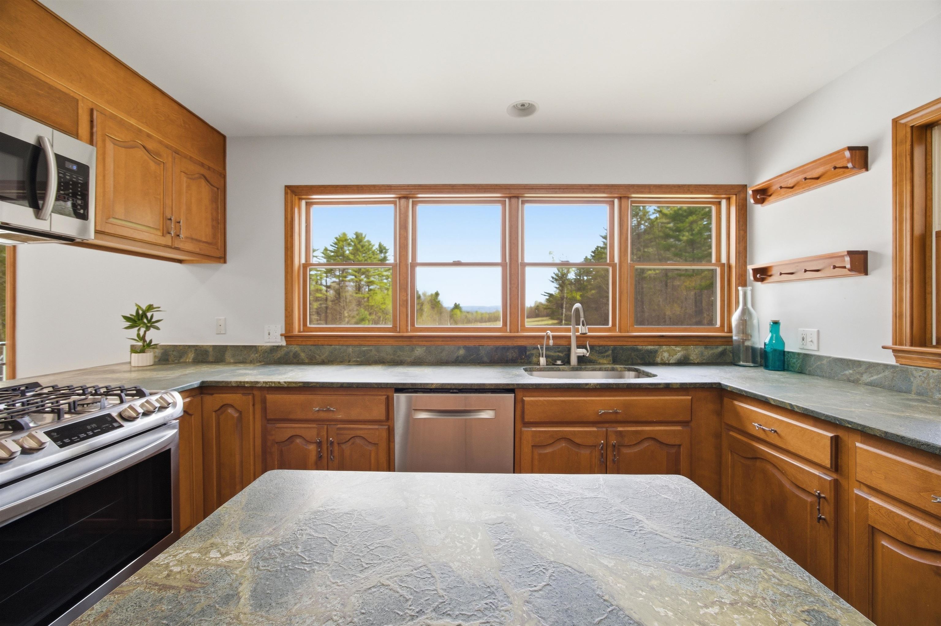 228 Leonard Road Property Photo 17