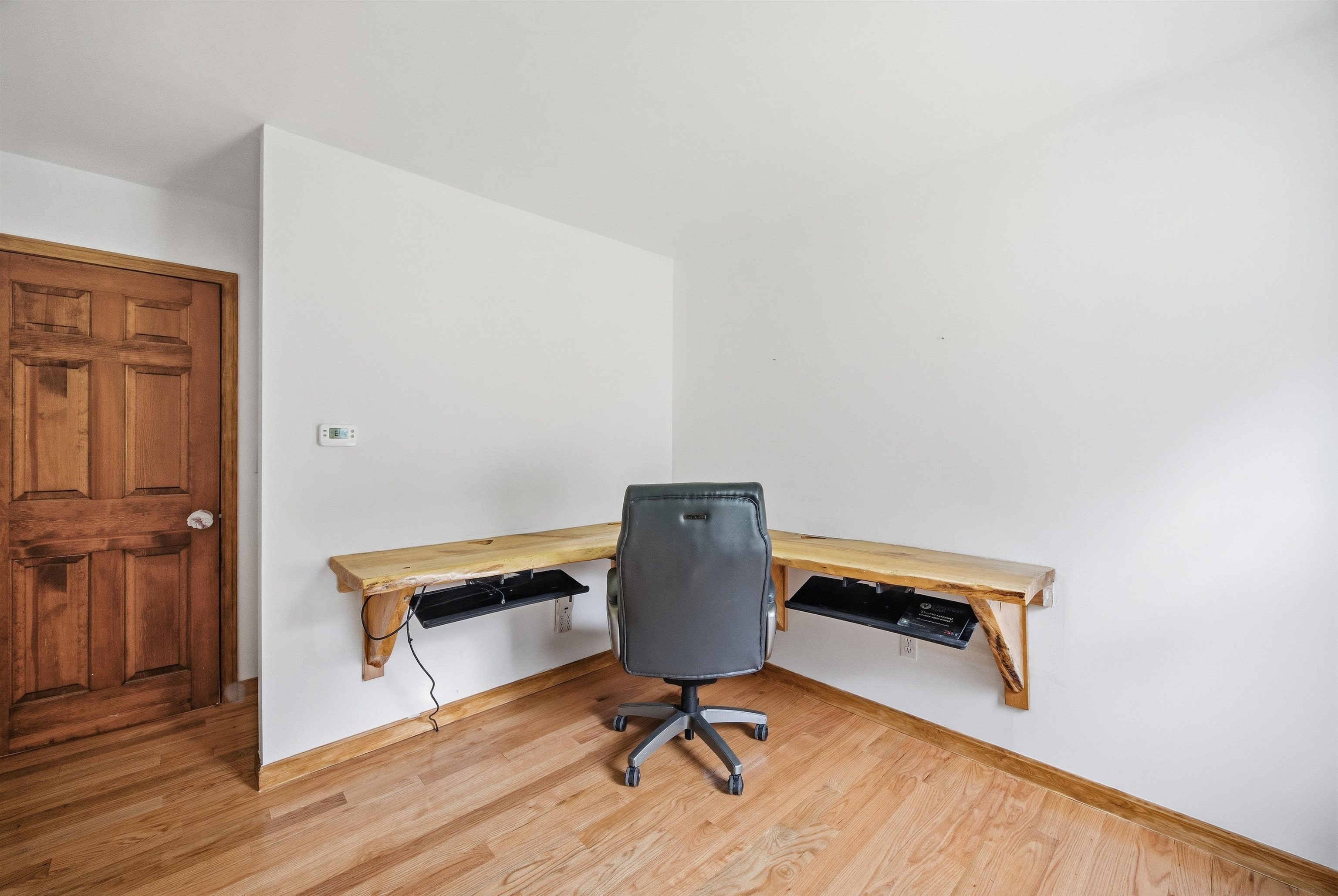 228 Leonard Road Property Photo 32