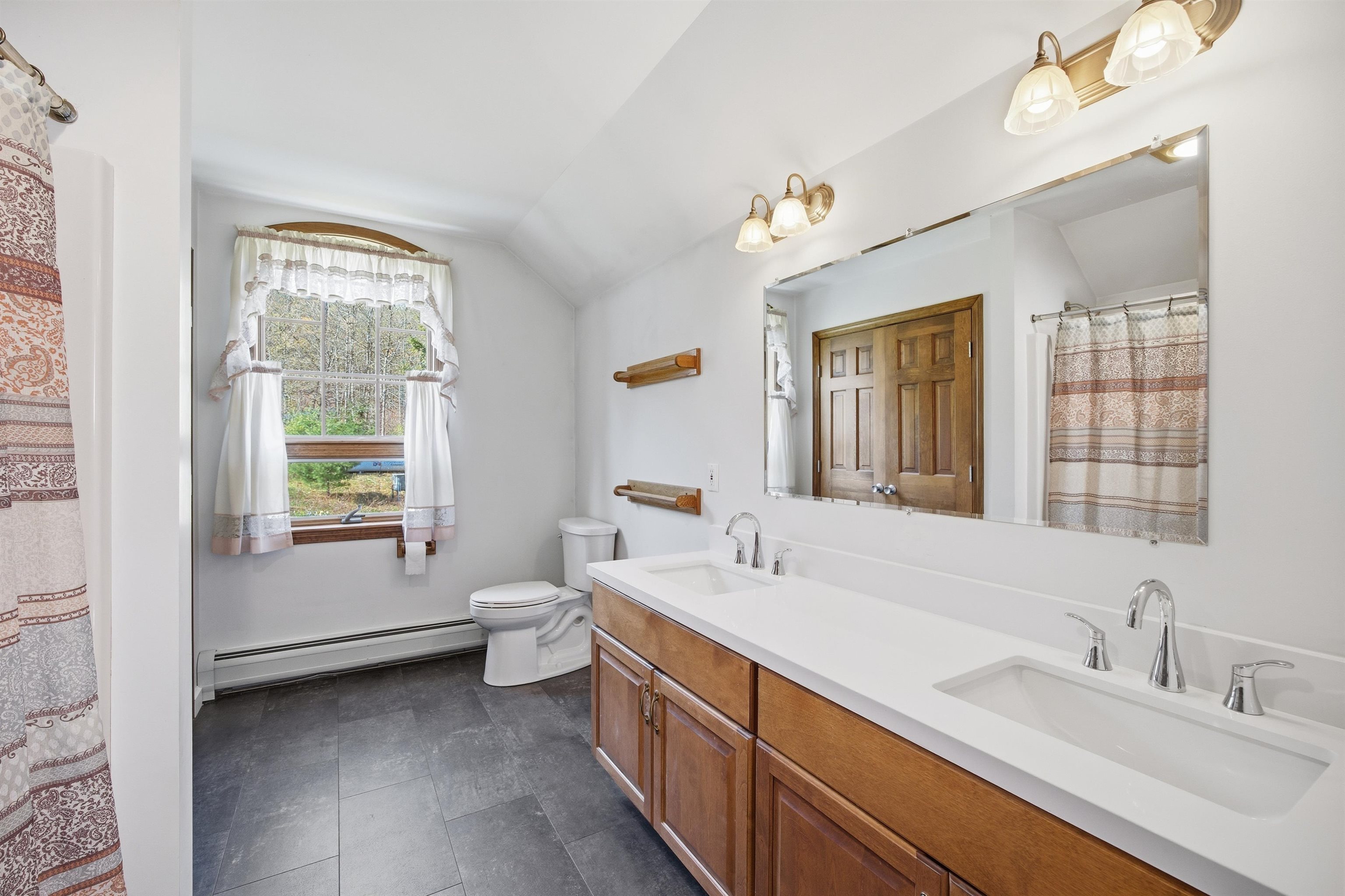228 Leonard Road Property Photo 34