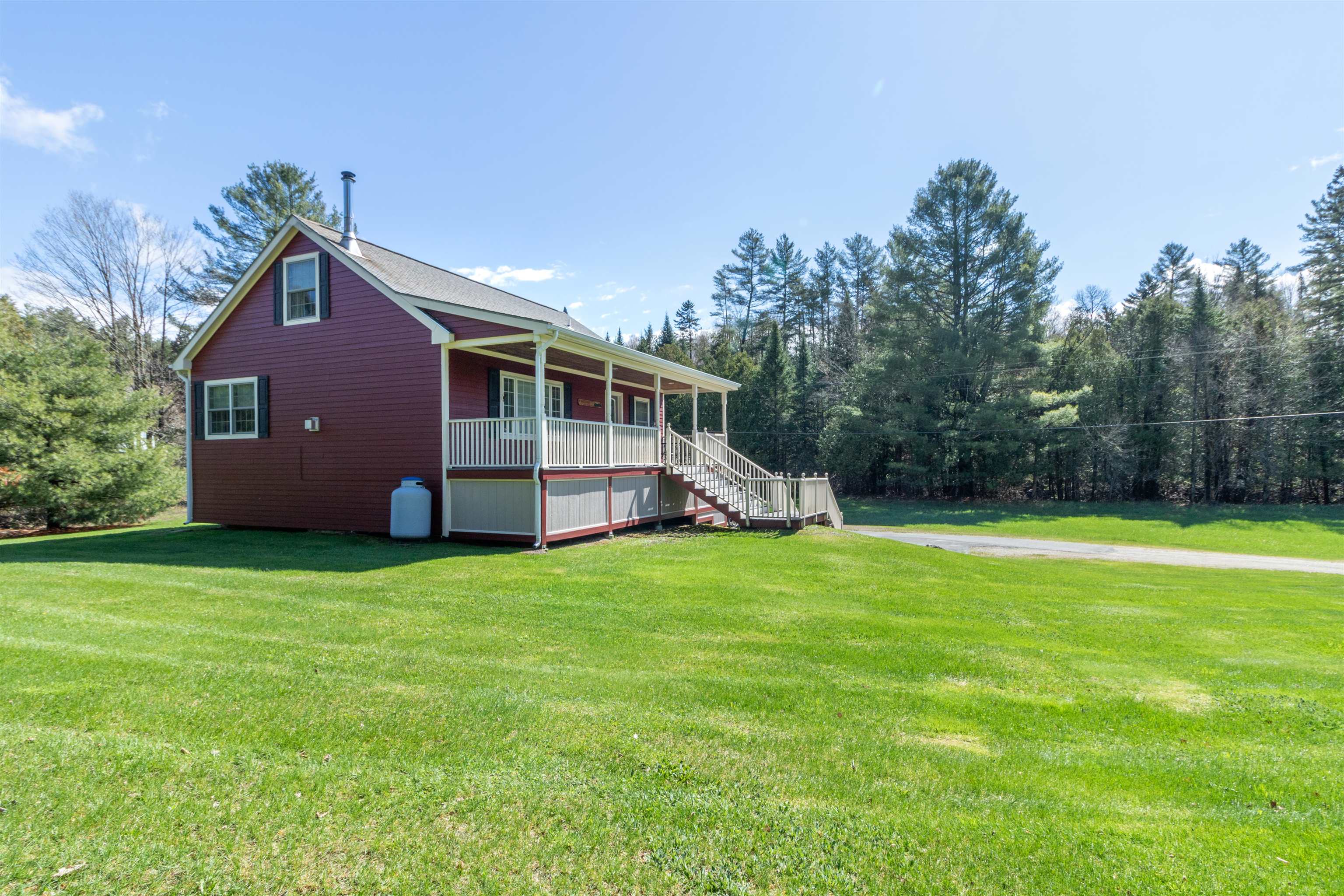 736 Calendar Brook Road Property Photo 1