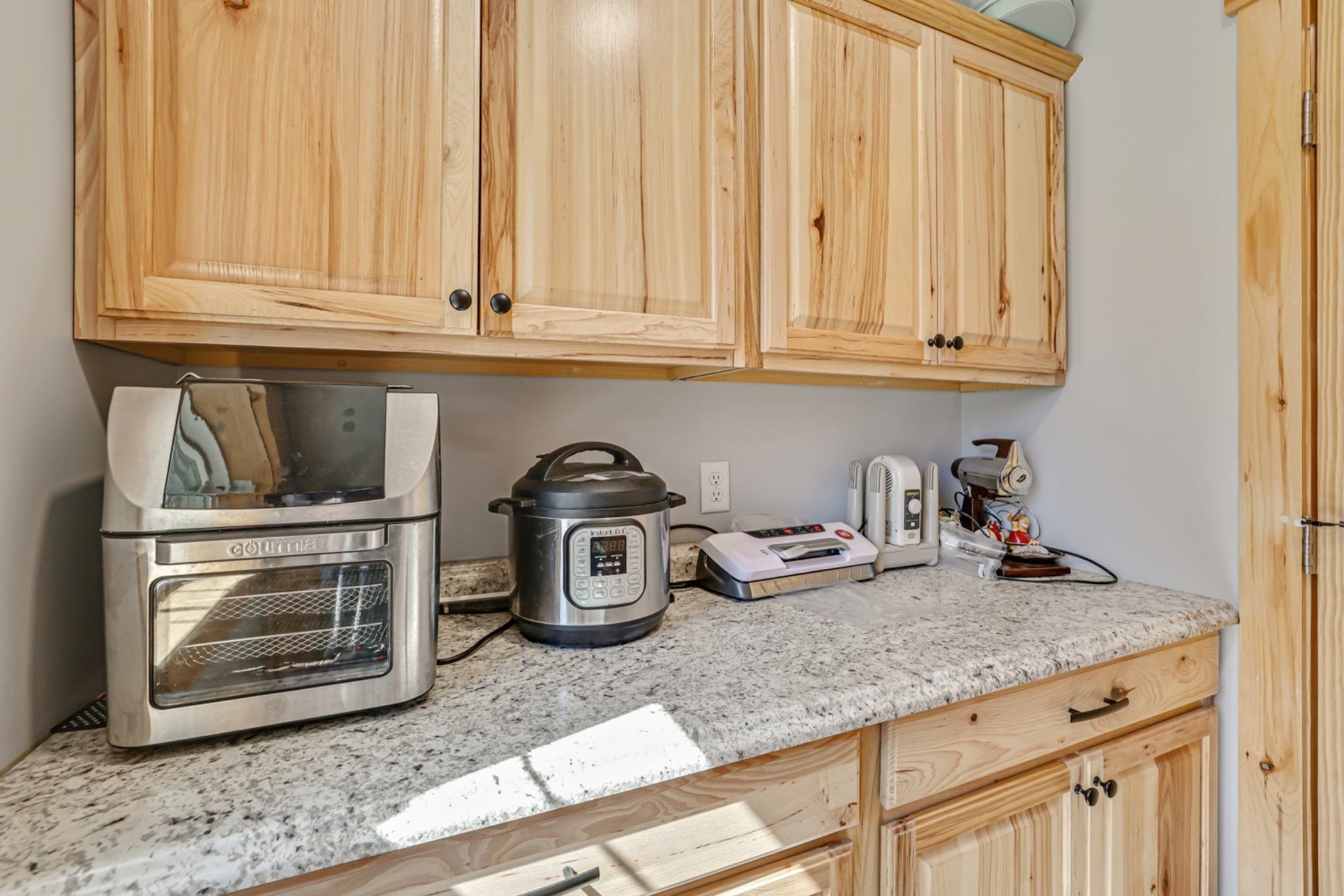 1032 Burton Hill Road Property Photo 37