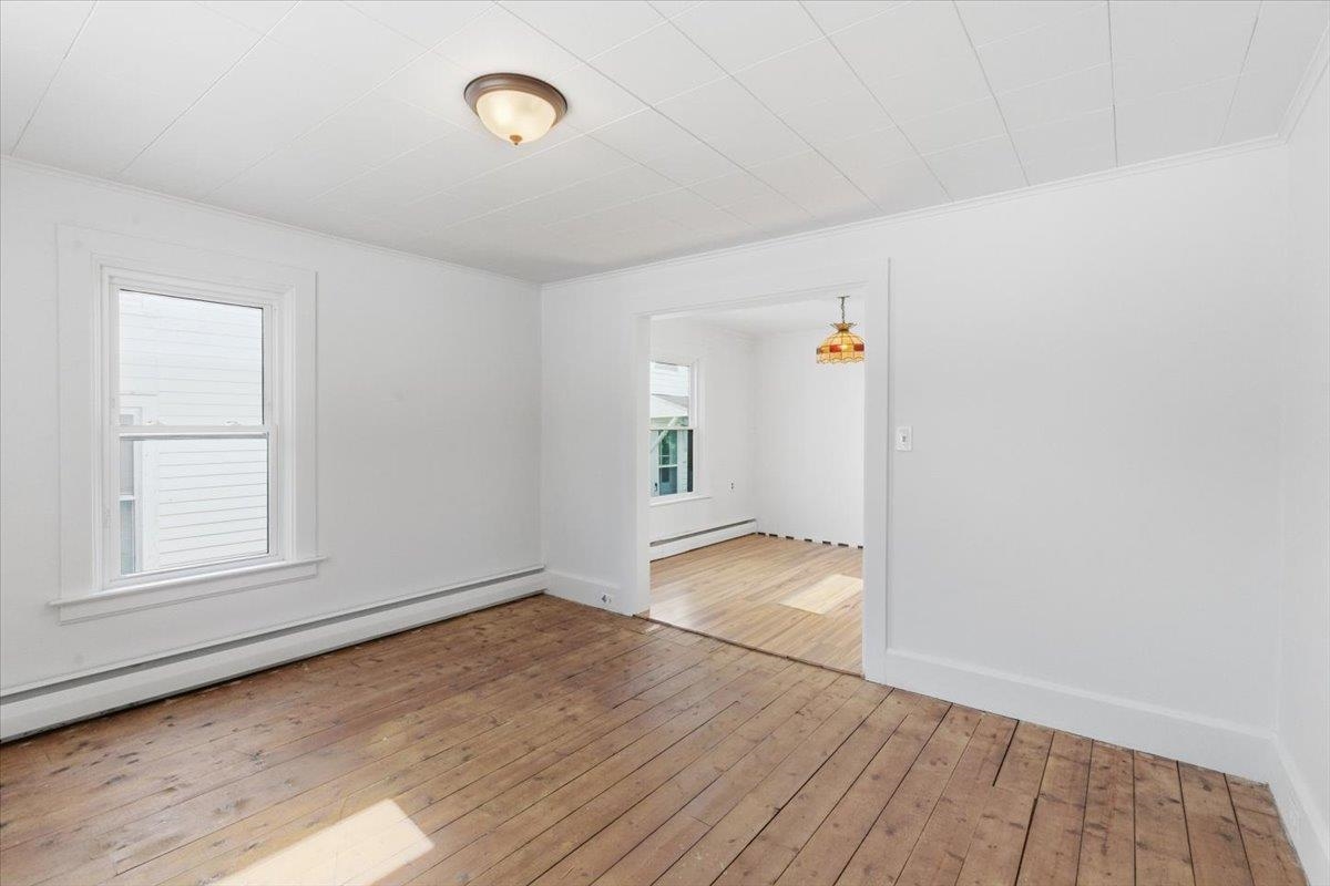 8 West Street Property Photo 15