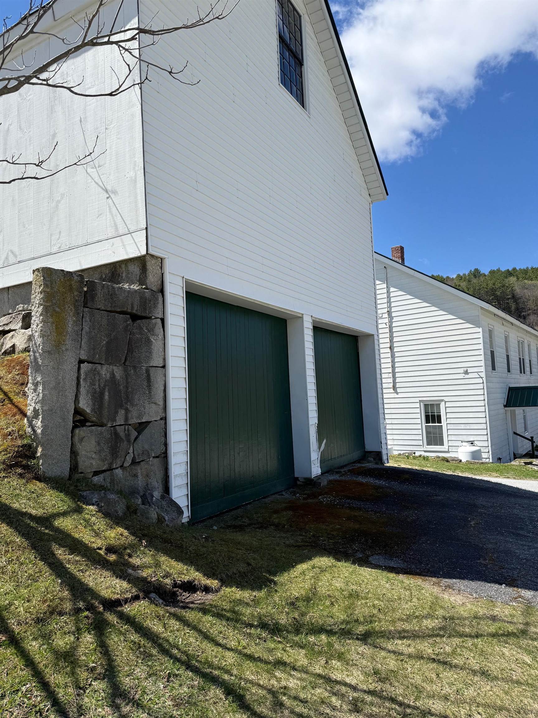374 Corinth-topsham Road Property Photo 4