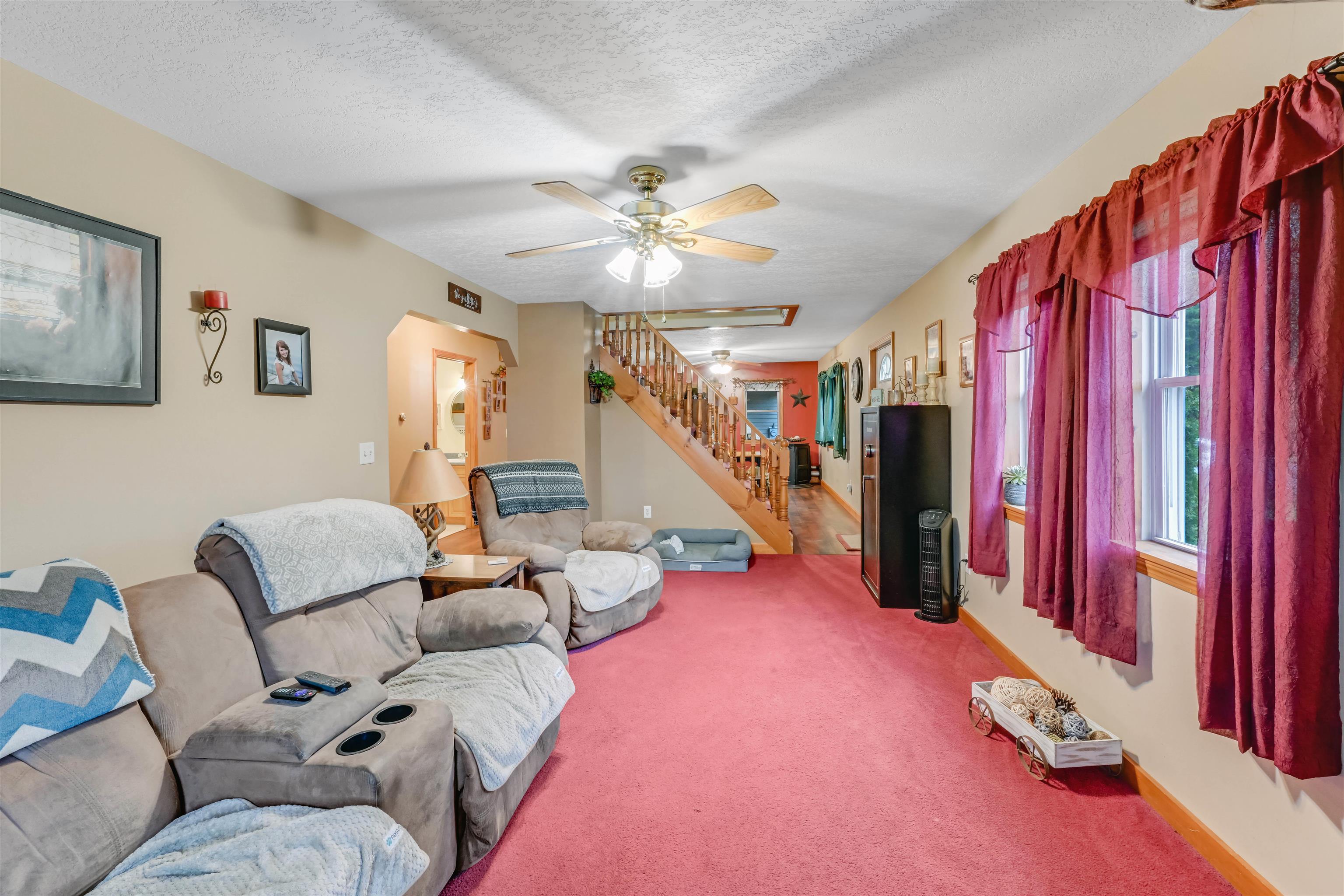 93 Carpenter Boulevard Property Photo 19