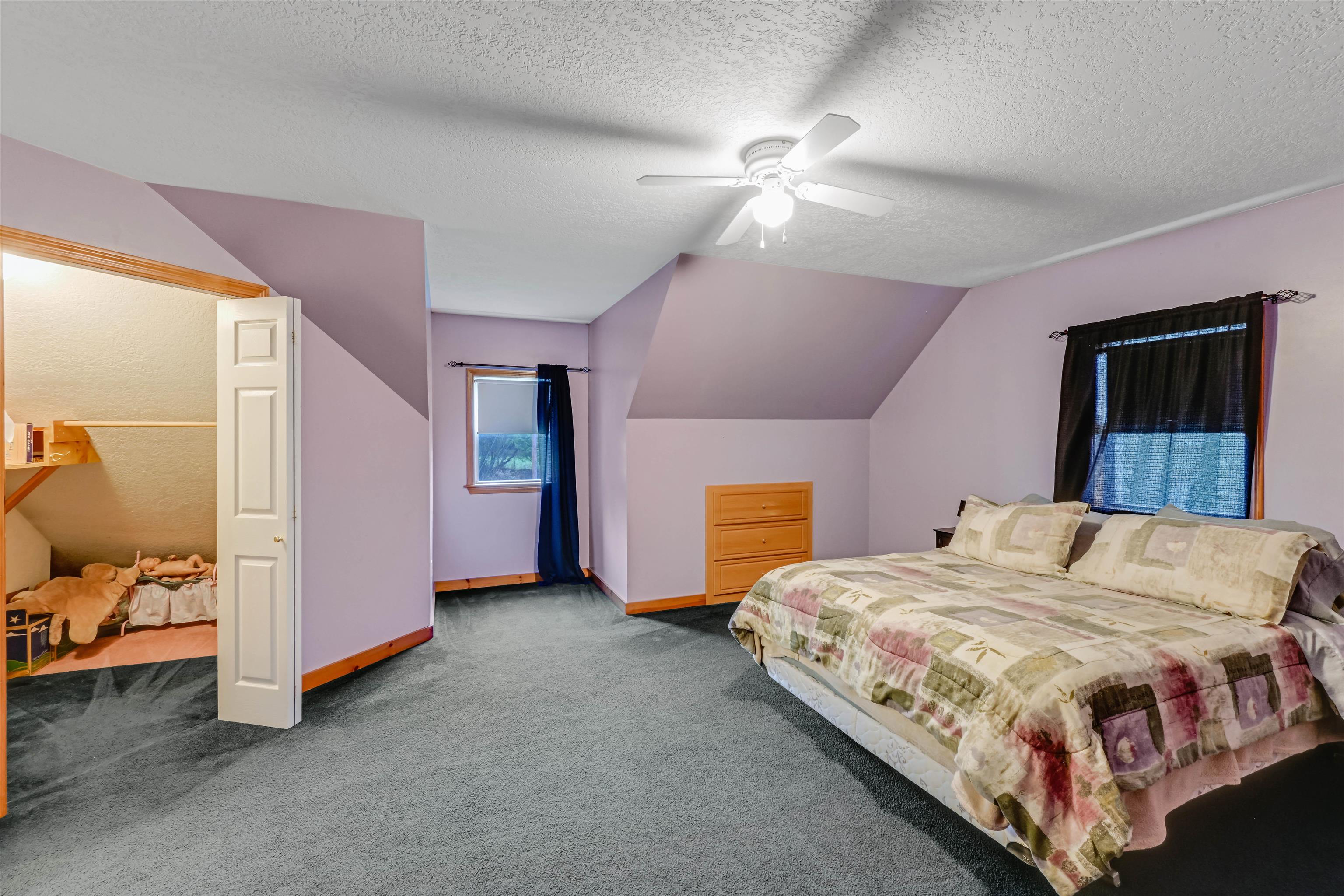 93 Carpenter Boulevard Property Photo 25