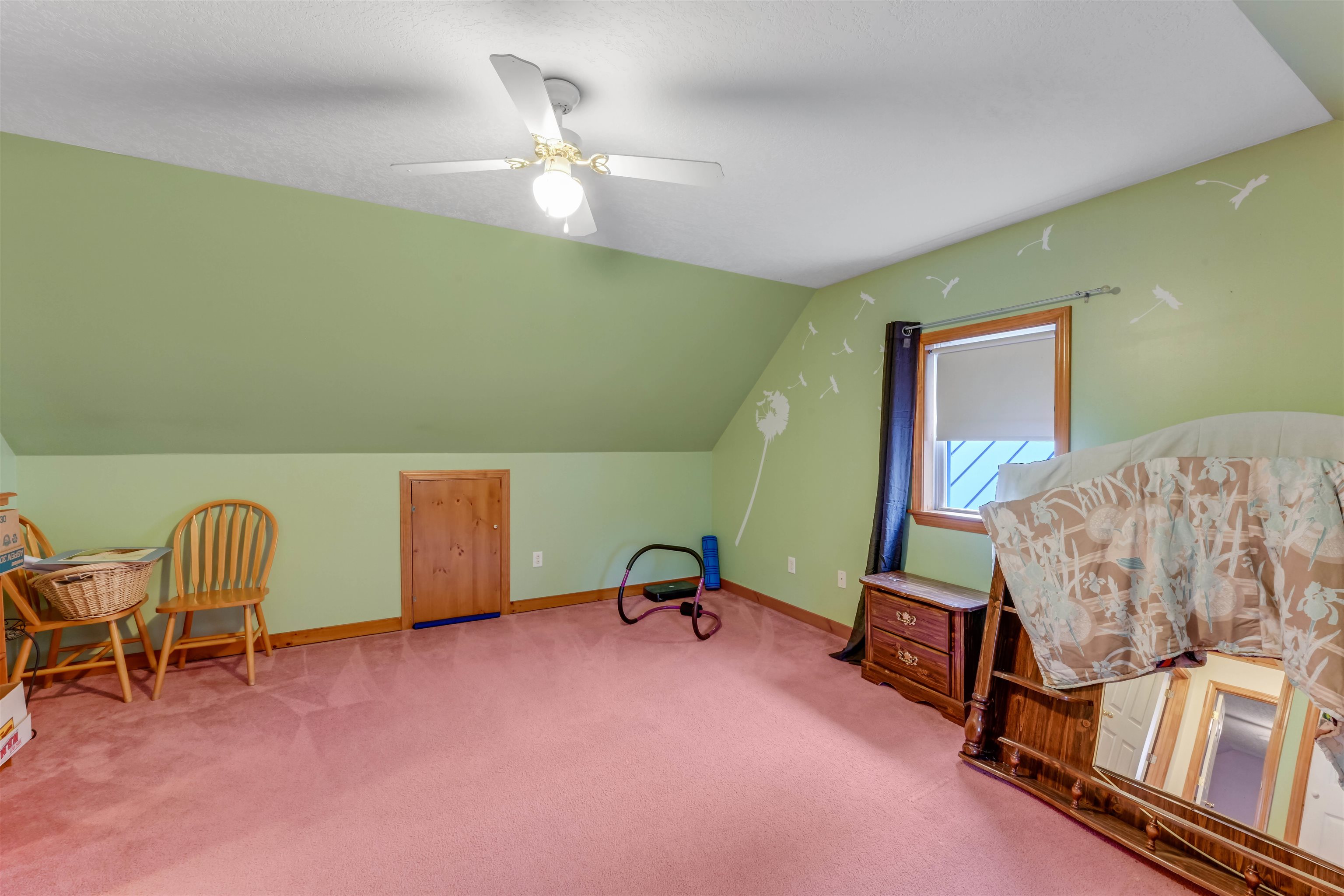 93 Carpenter Boulevard Property Photo 28