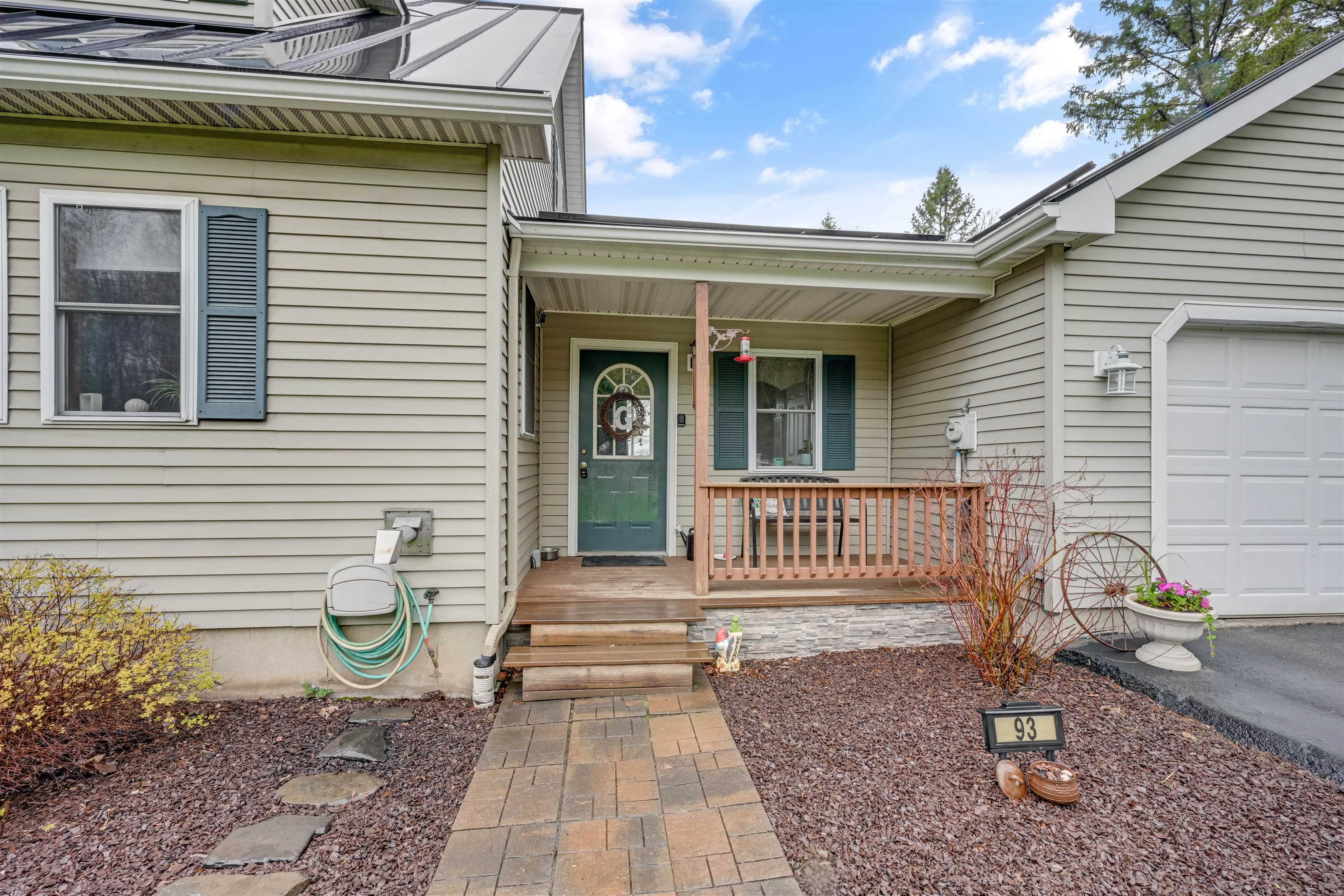 93 Carpenter Boulevard Property Photo 37