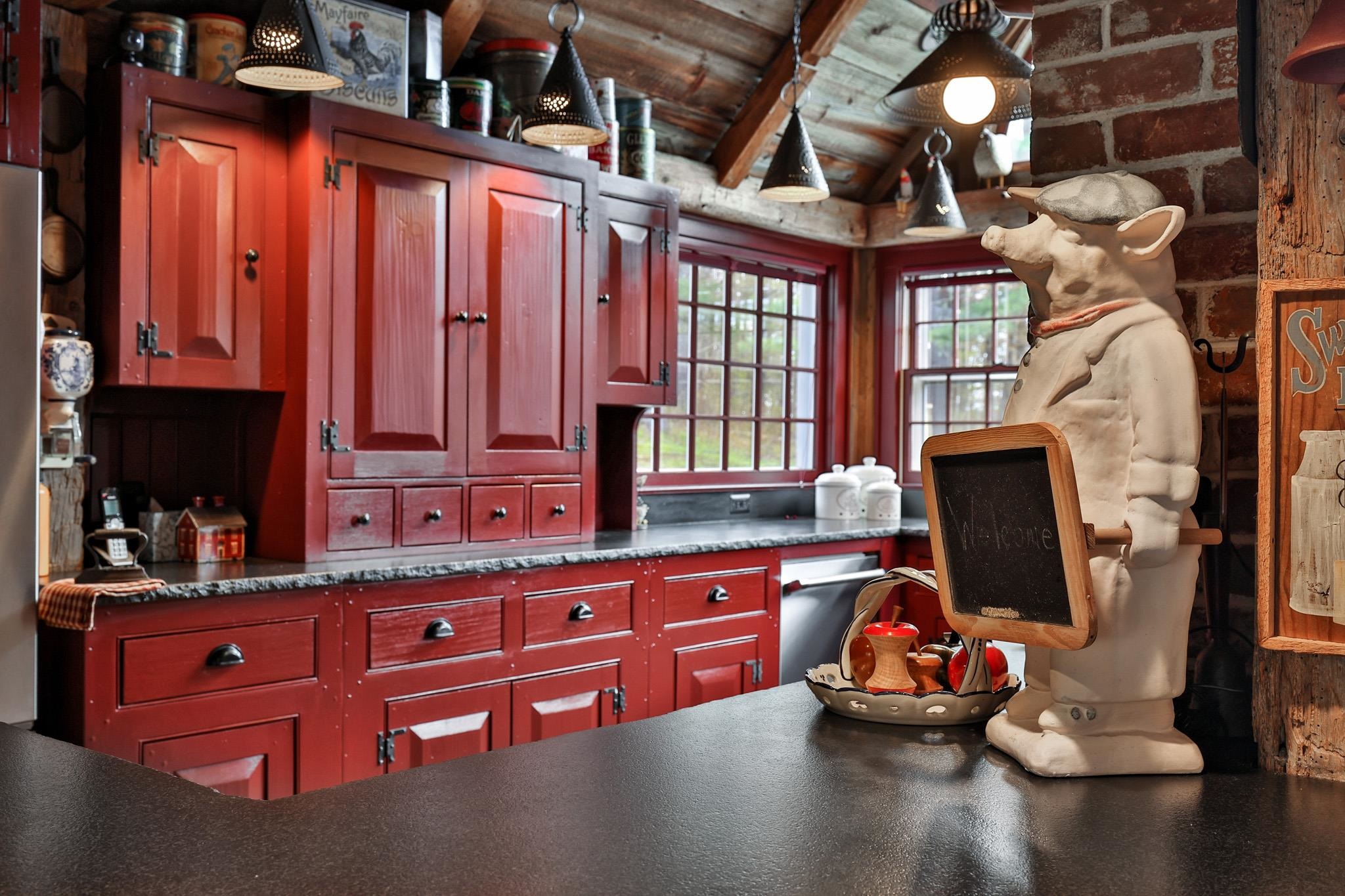 1302 Popple Dungeon Road Property Photo 10