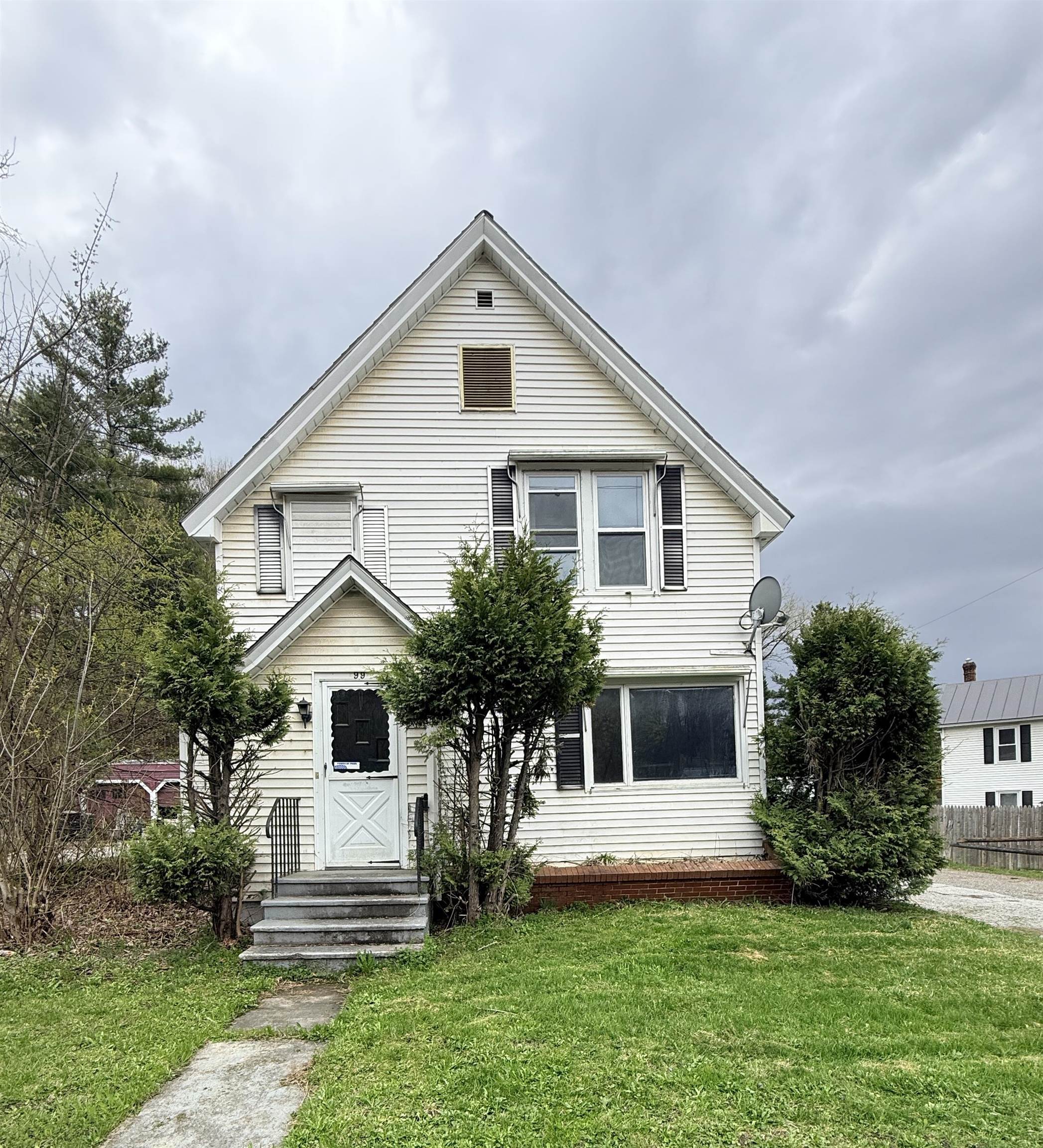 99-101 Maple Avenue Property Photo 1
