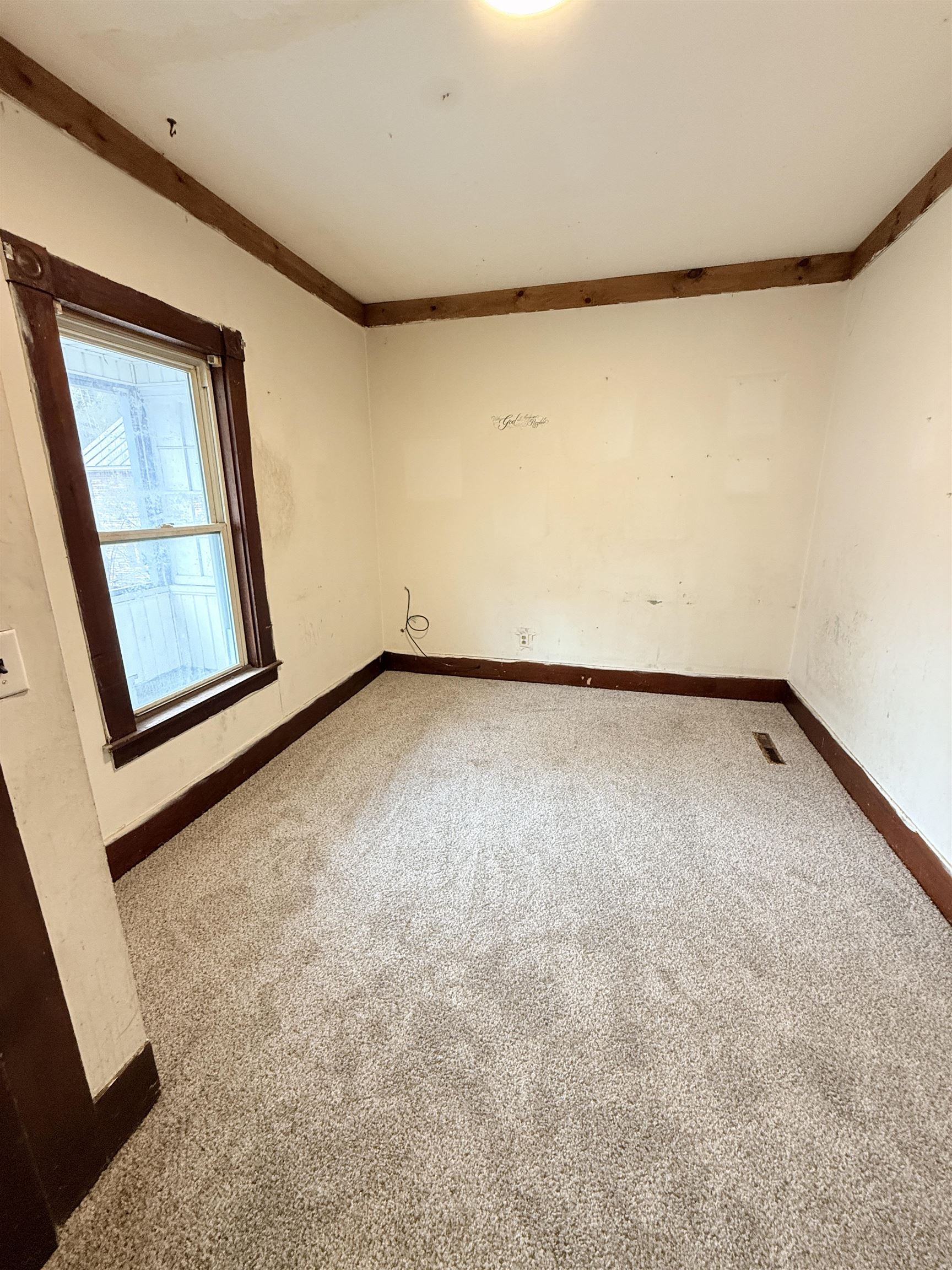 99-101 Maple Avenue Property Photo 14