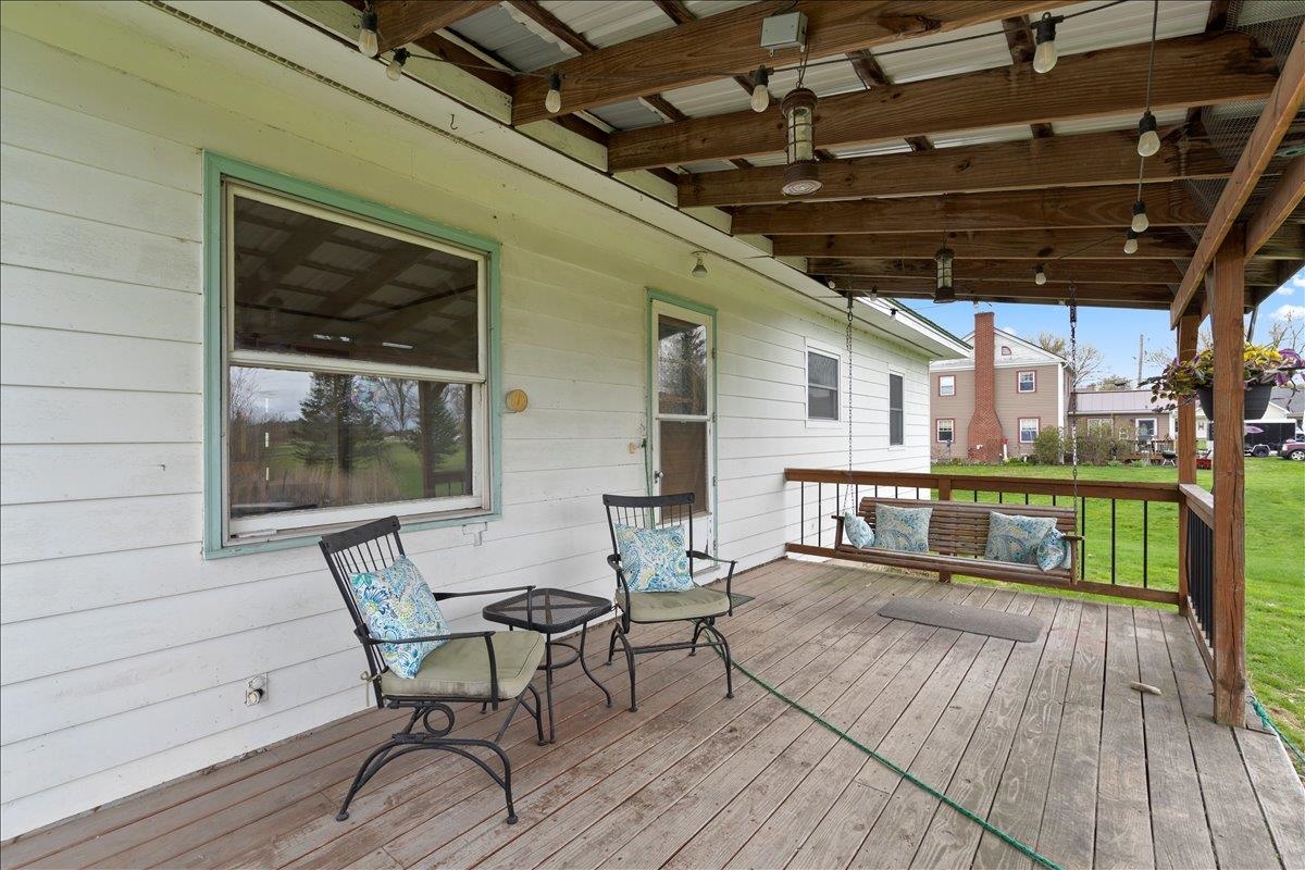 1235 Main Street Property Photo 2