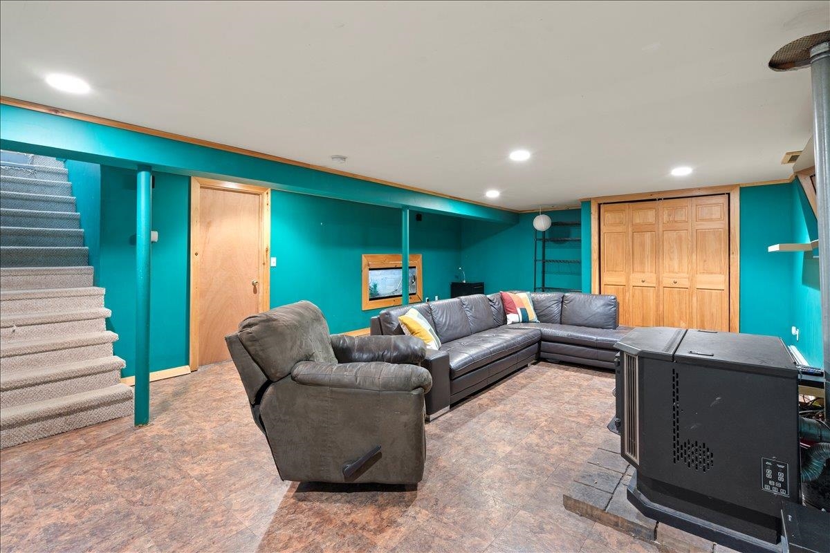 1235 Main Street Property Photo 17