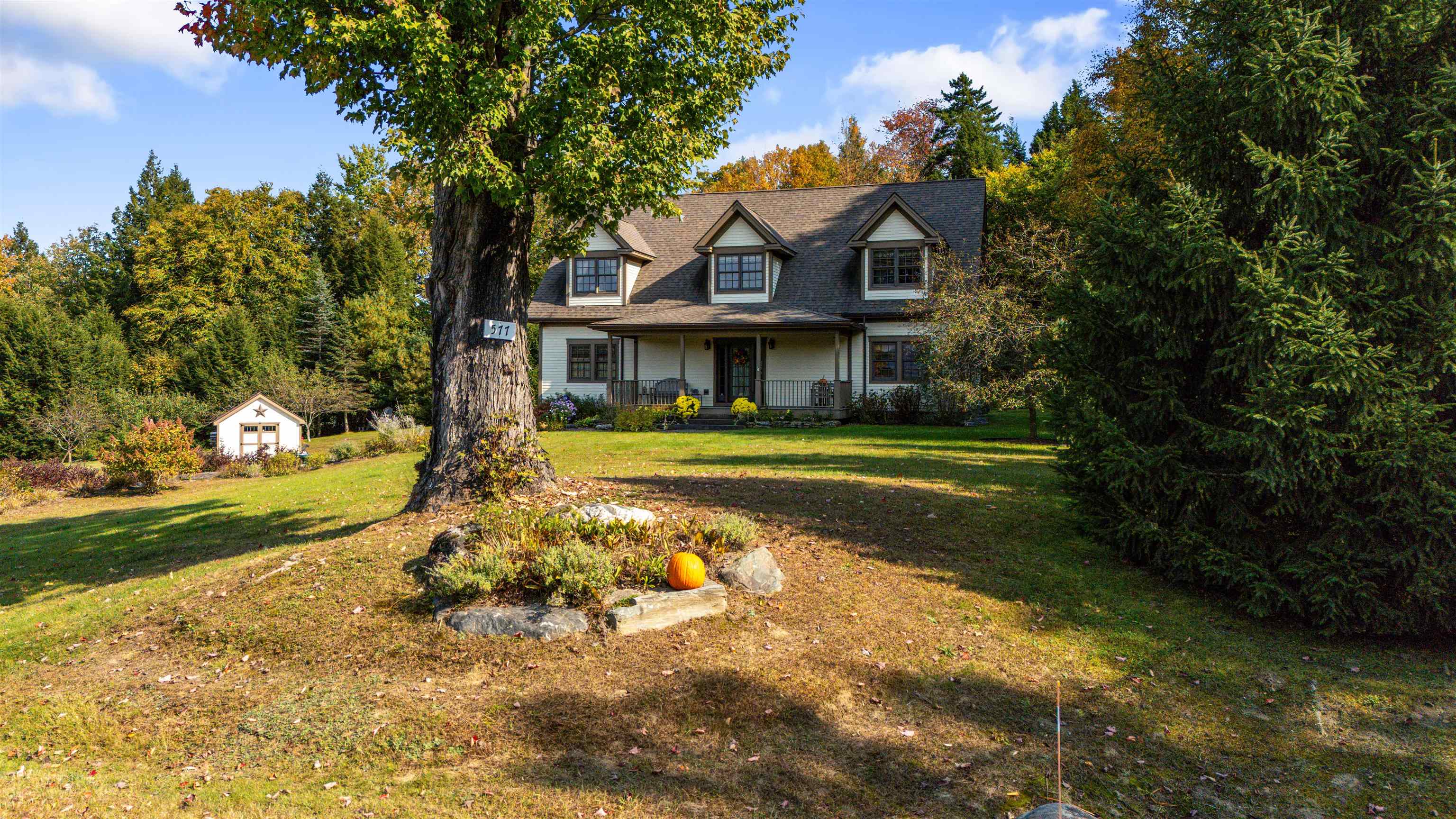 577 Elmore Mountain Road Property Photo 2