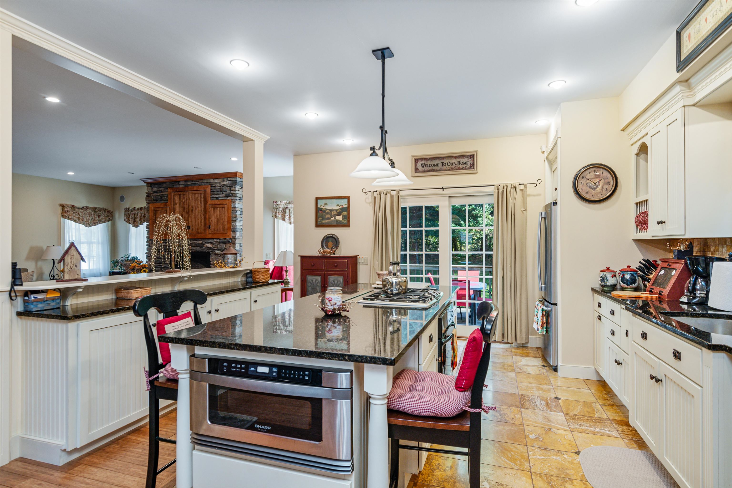 577 Elmore Mountain Road Property Photo 11
