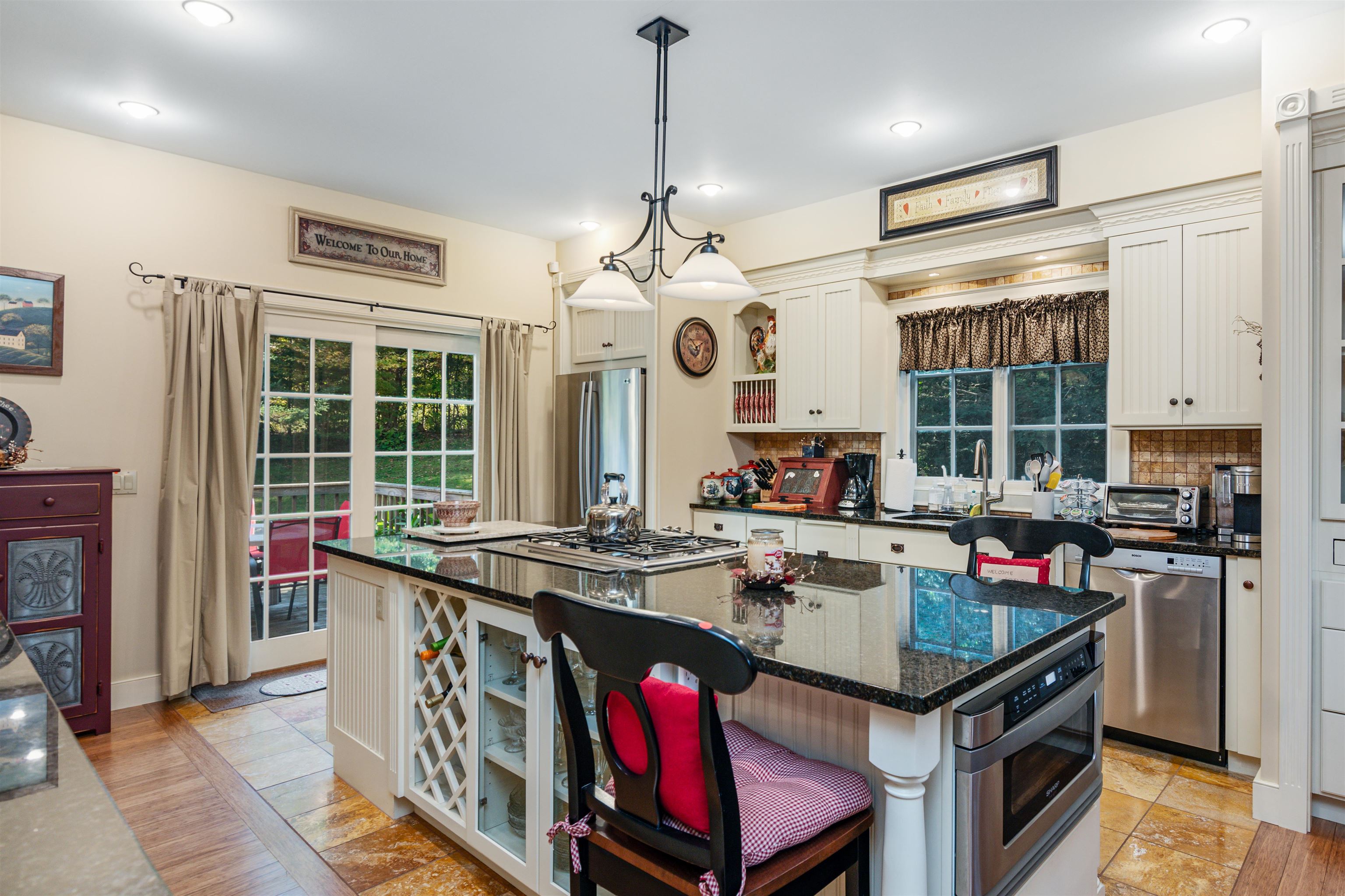 577 Elmore Mountain Road Property Photo 13