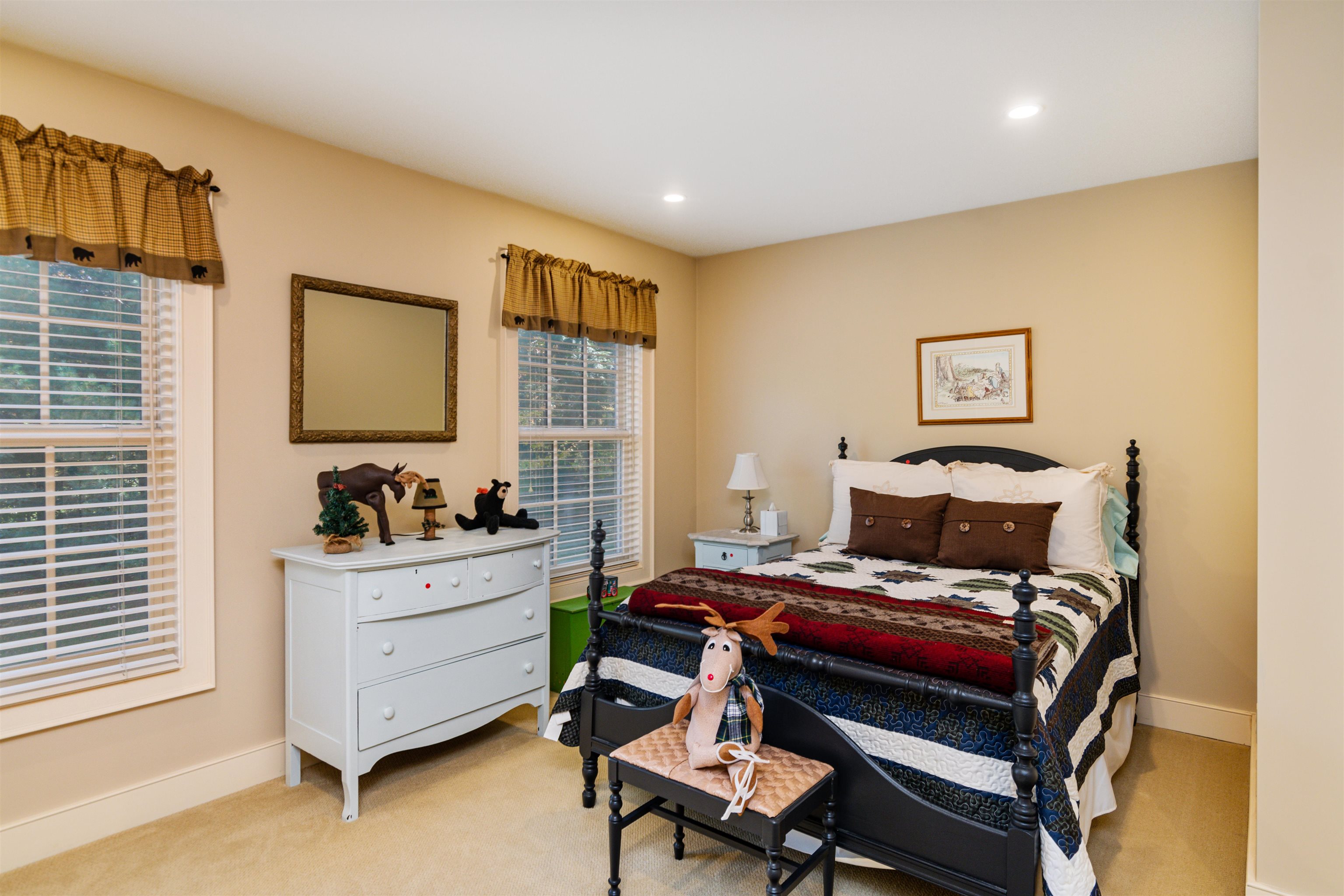 577 Elmore Mountain Road Property Photo 34