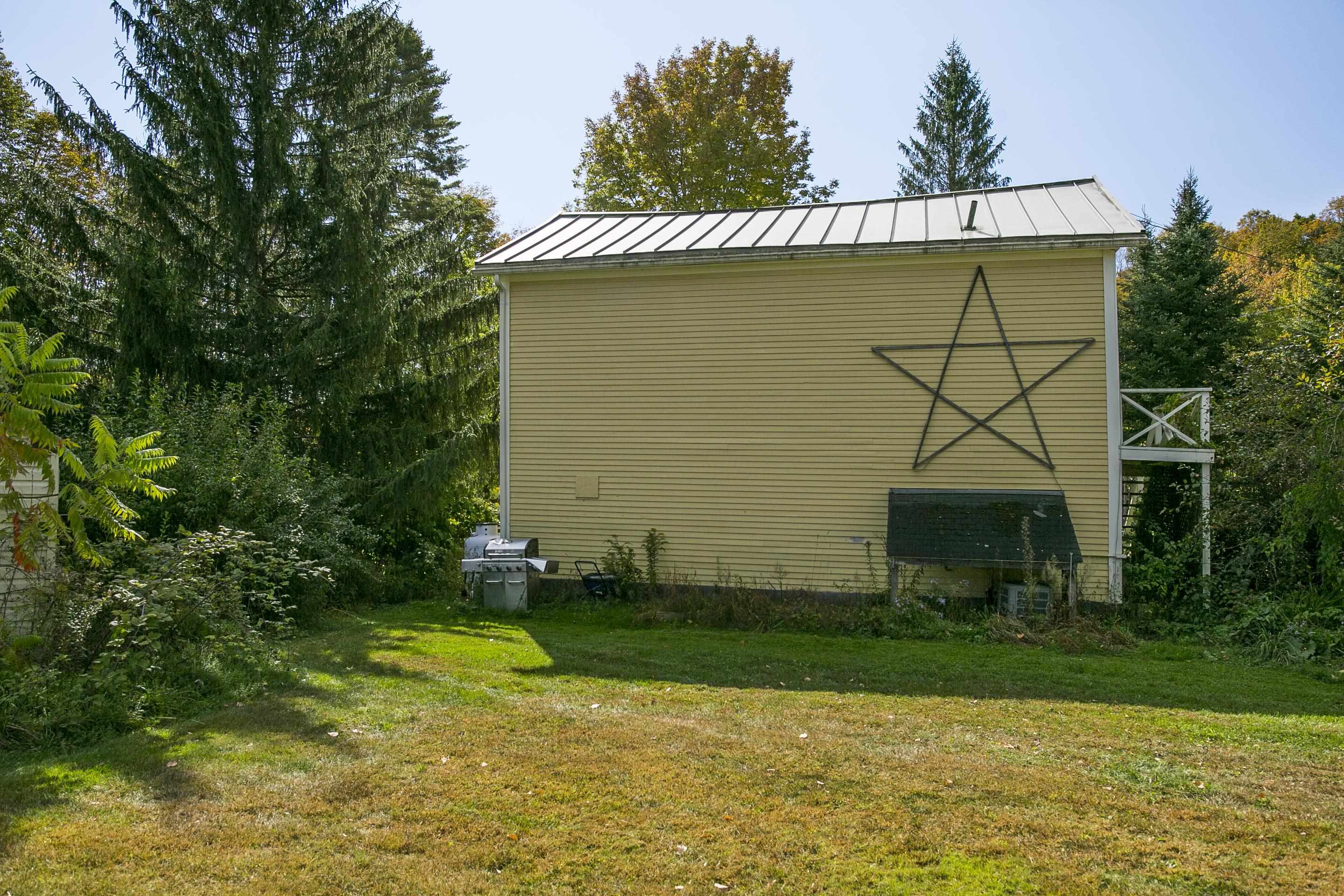 5677 Main Street Property Photo 36