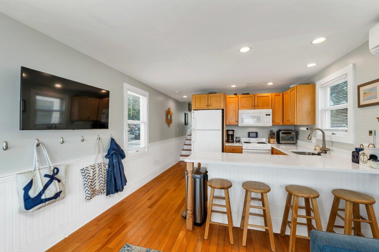 144 Lake Street Property Photo 14