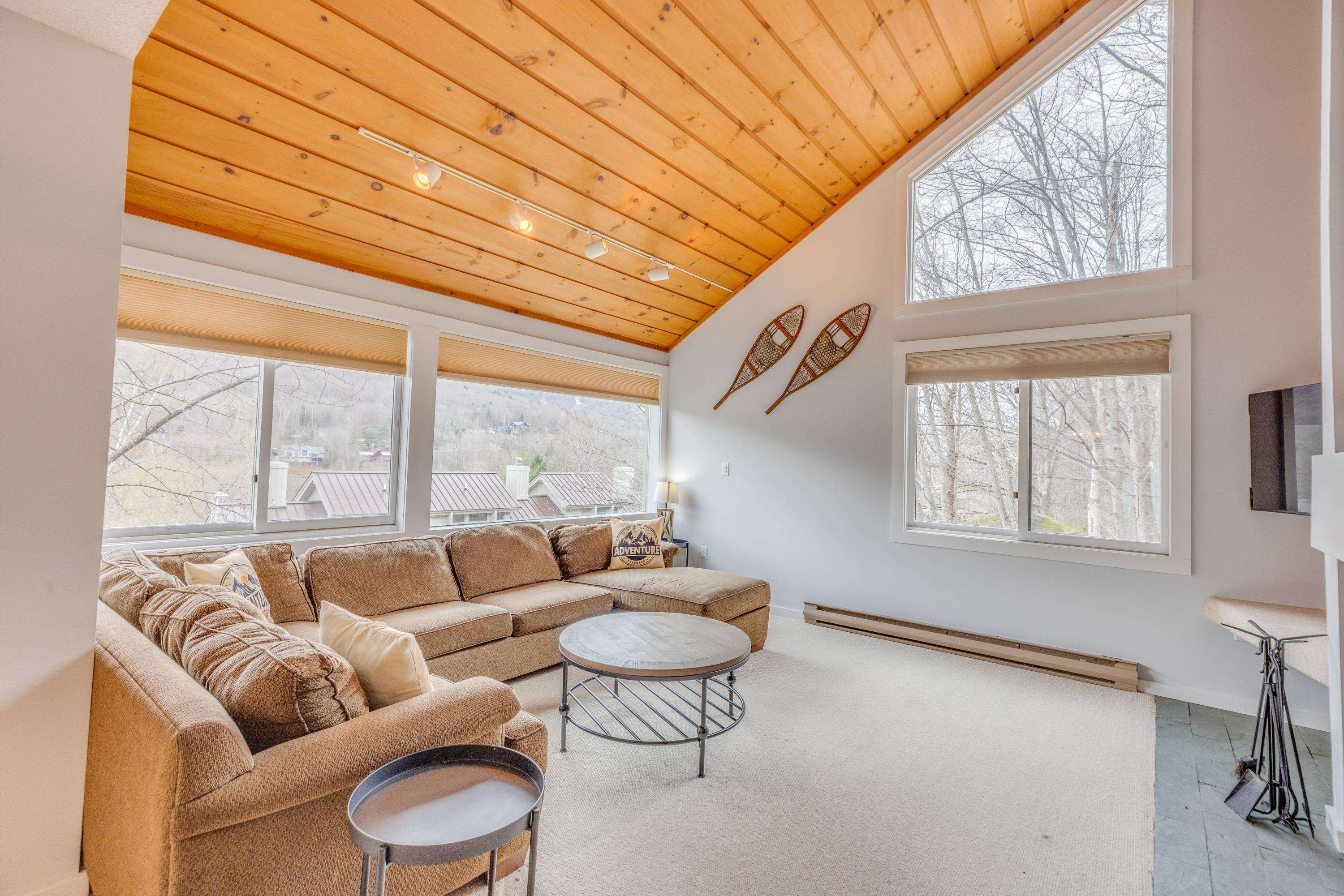 8 Highwood Road Property Photo 3