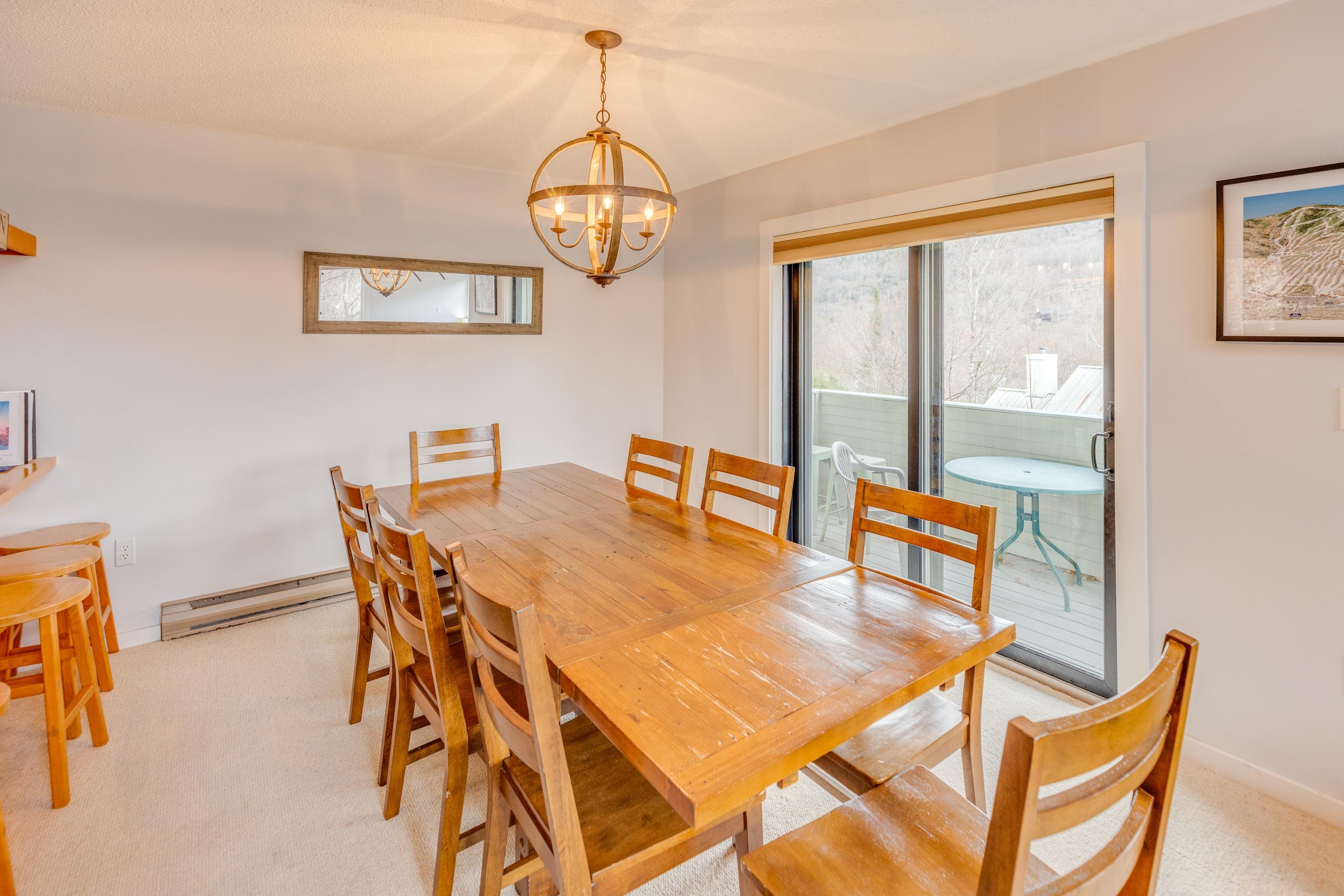 8 Highwood Road Property Photo 9