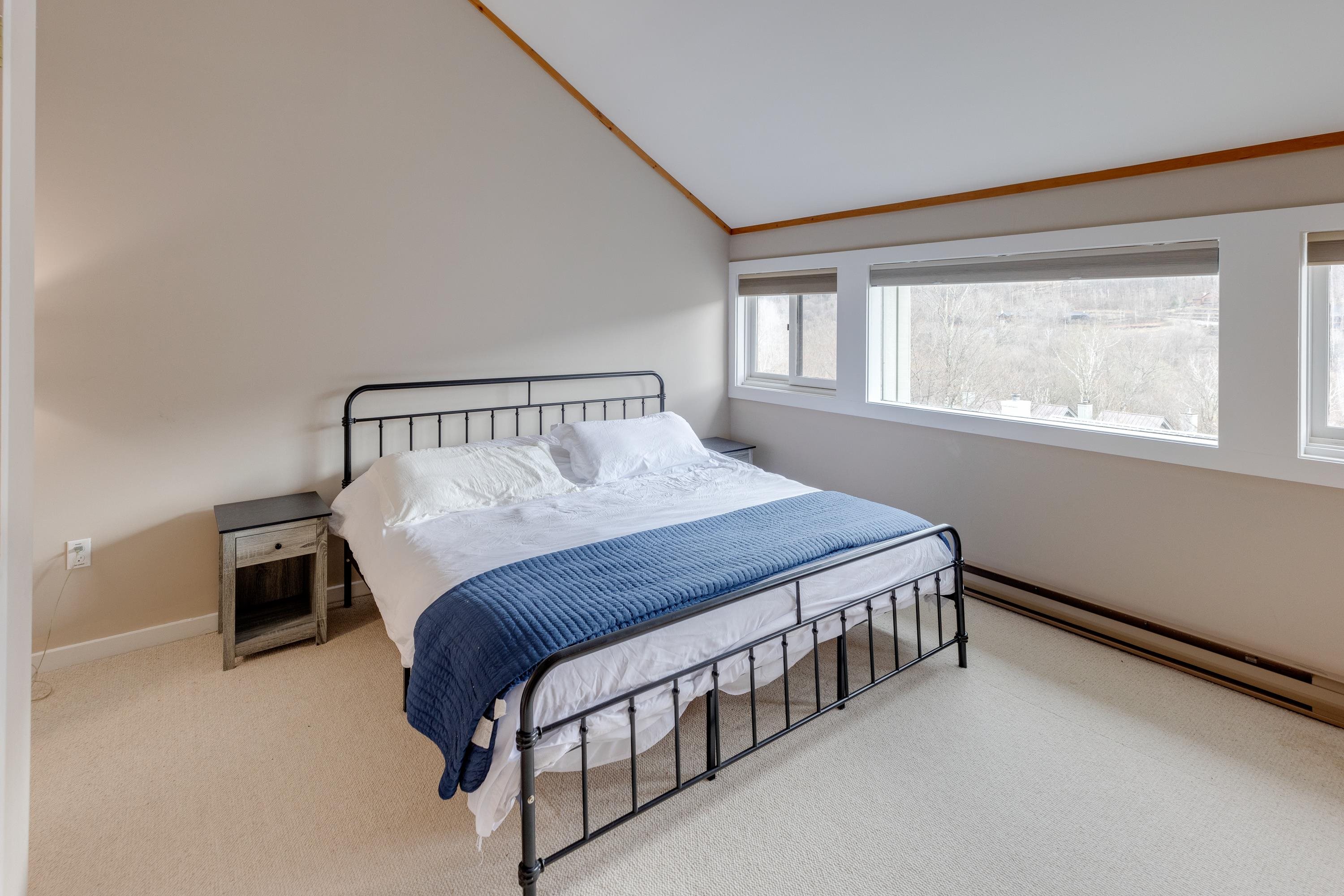 8 Highwood Road Property Photo 14