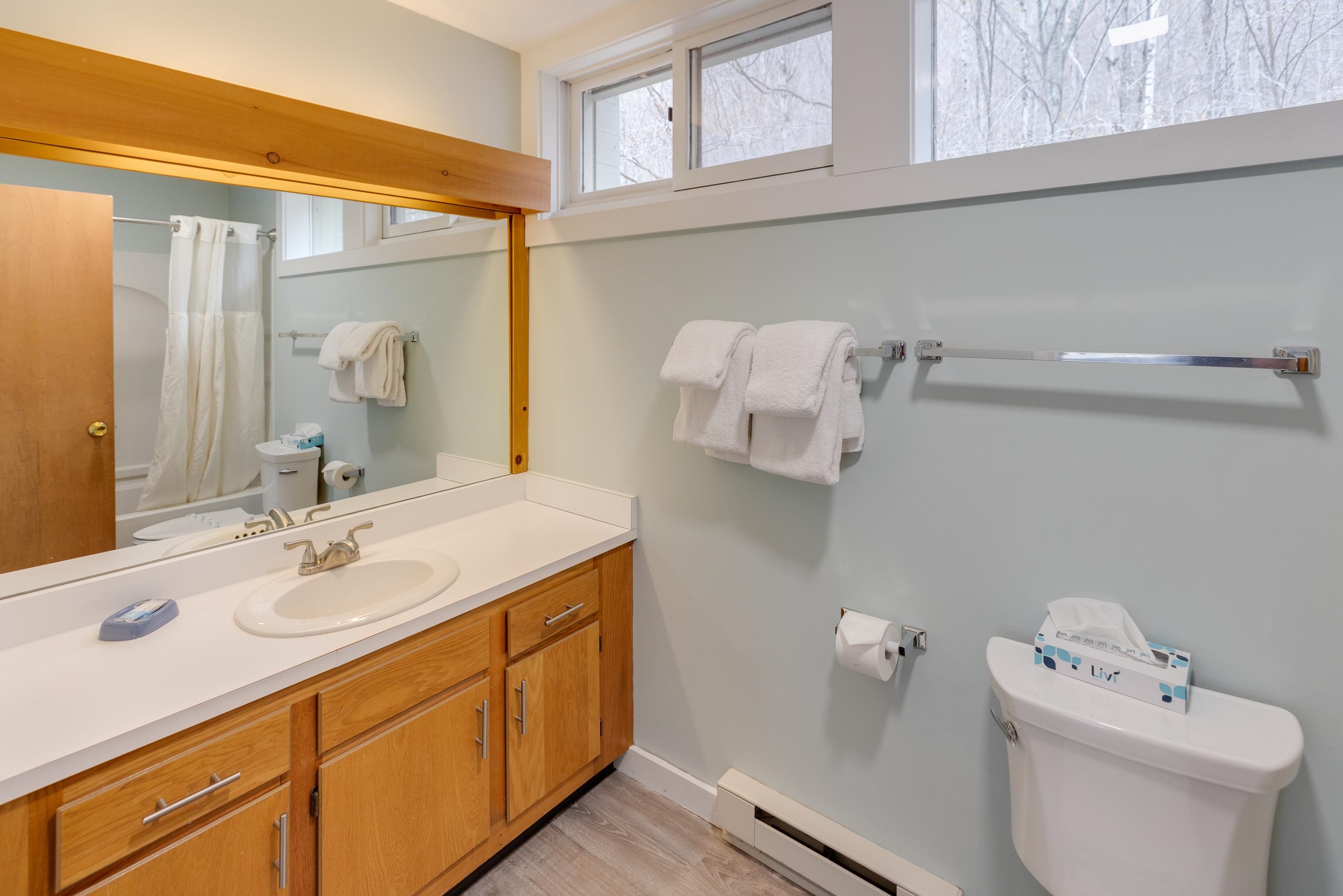 8 Highwood Road Property Photo 17