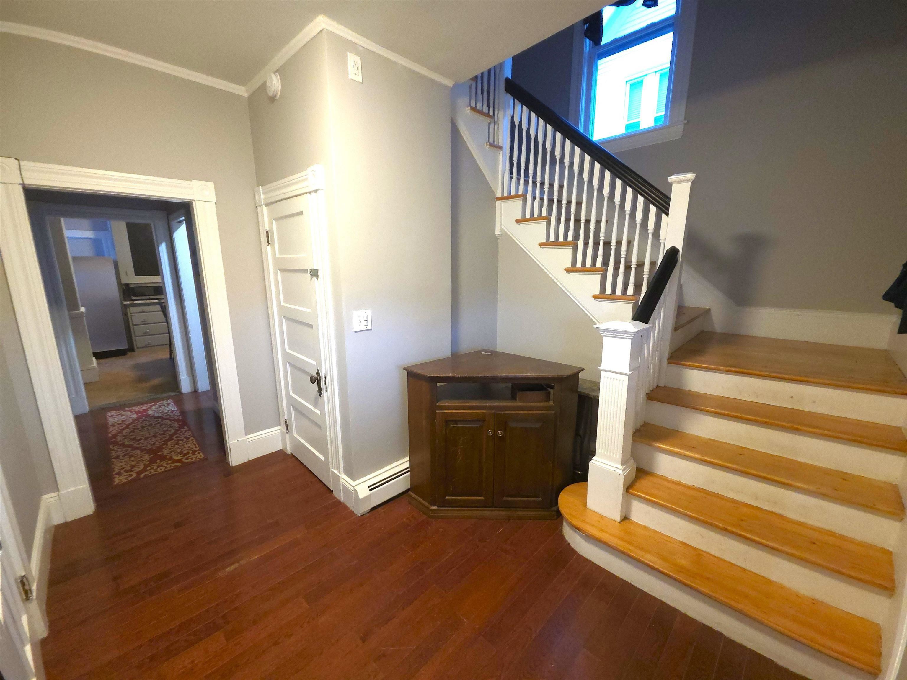 729 Pine Street Property Photo 2