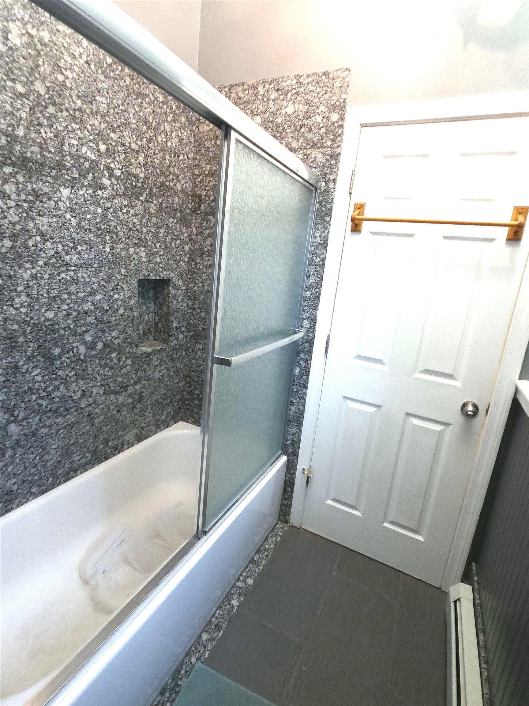 729 Pine Street Property Photo 12