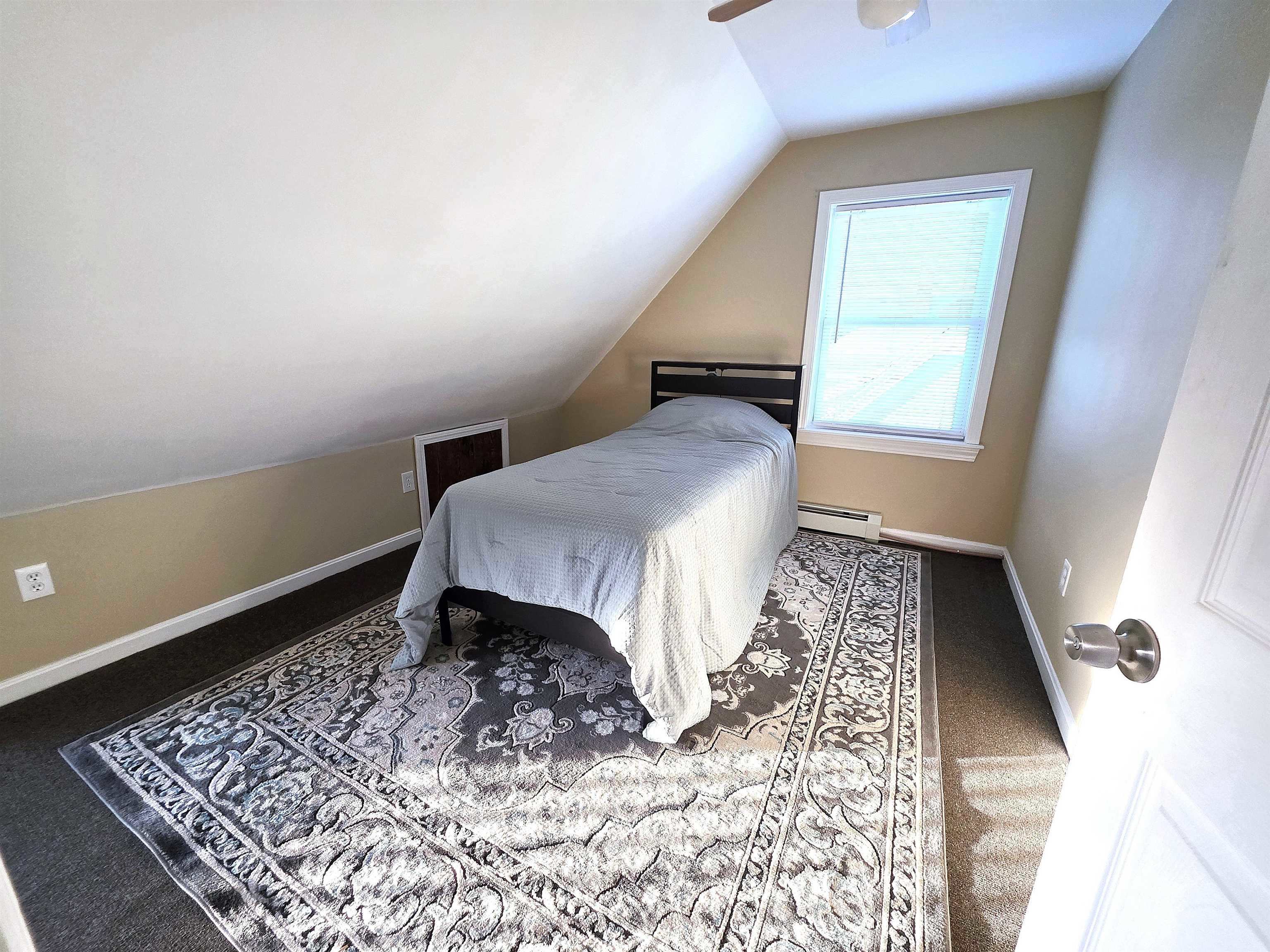729 Pine Street Property Photo 15