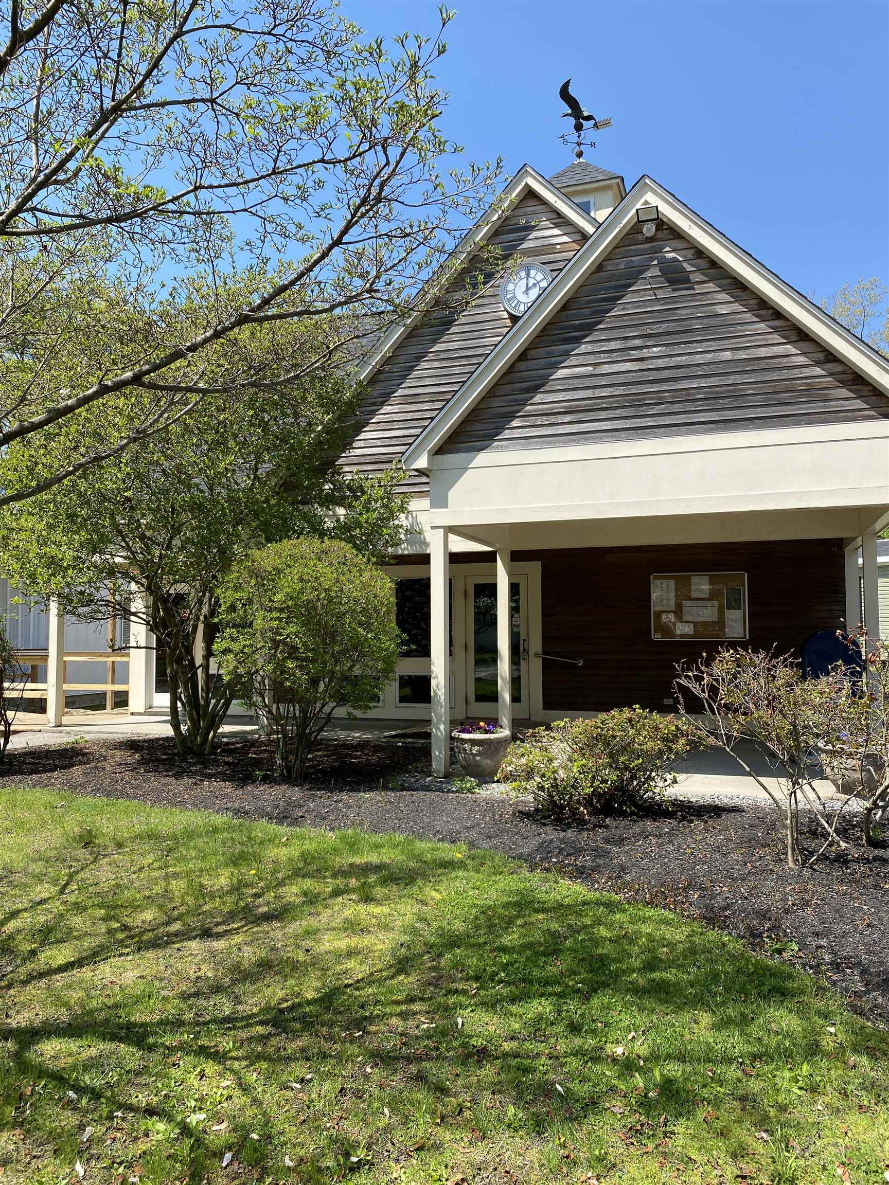 8 Sir Lancelot Drive Property Photo 23