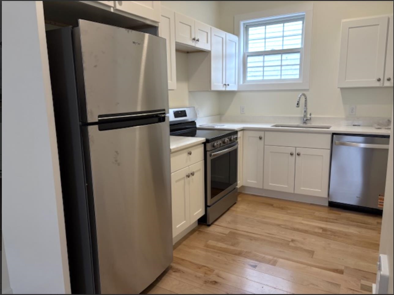 90 Elm Street Property Photo 2