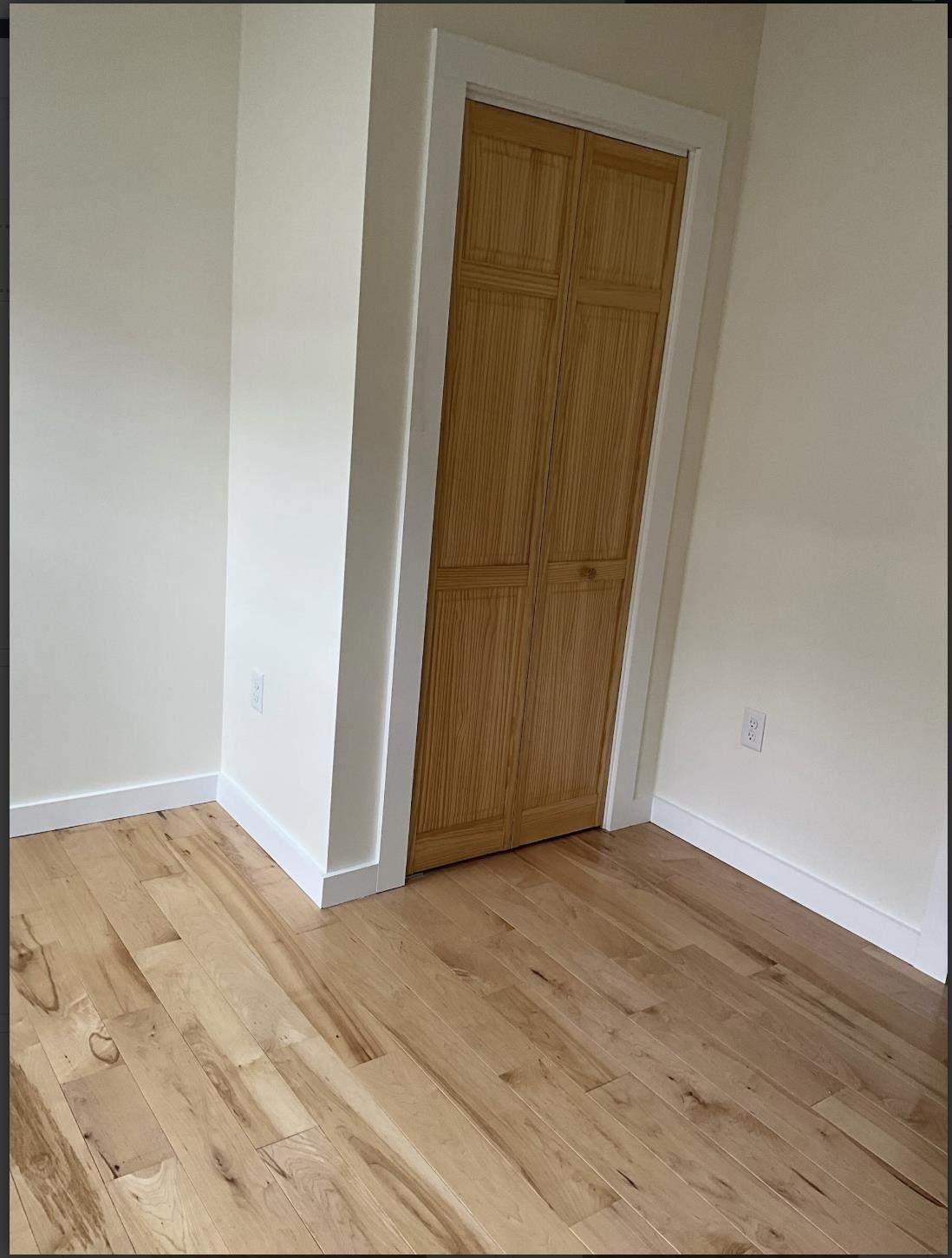 90 Elm Street Property Photo 8