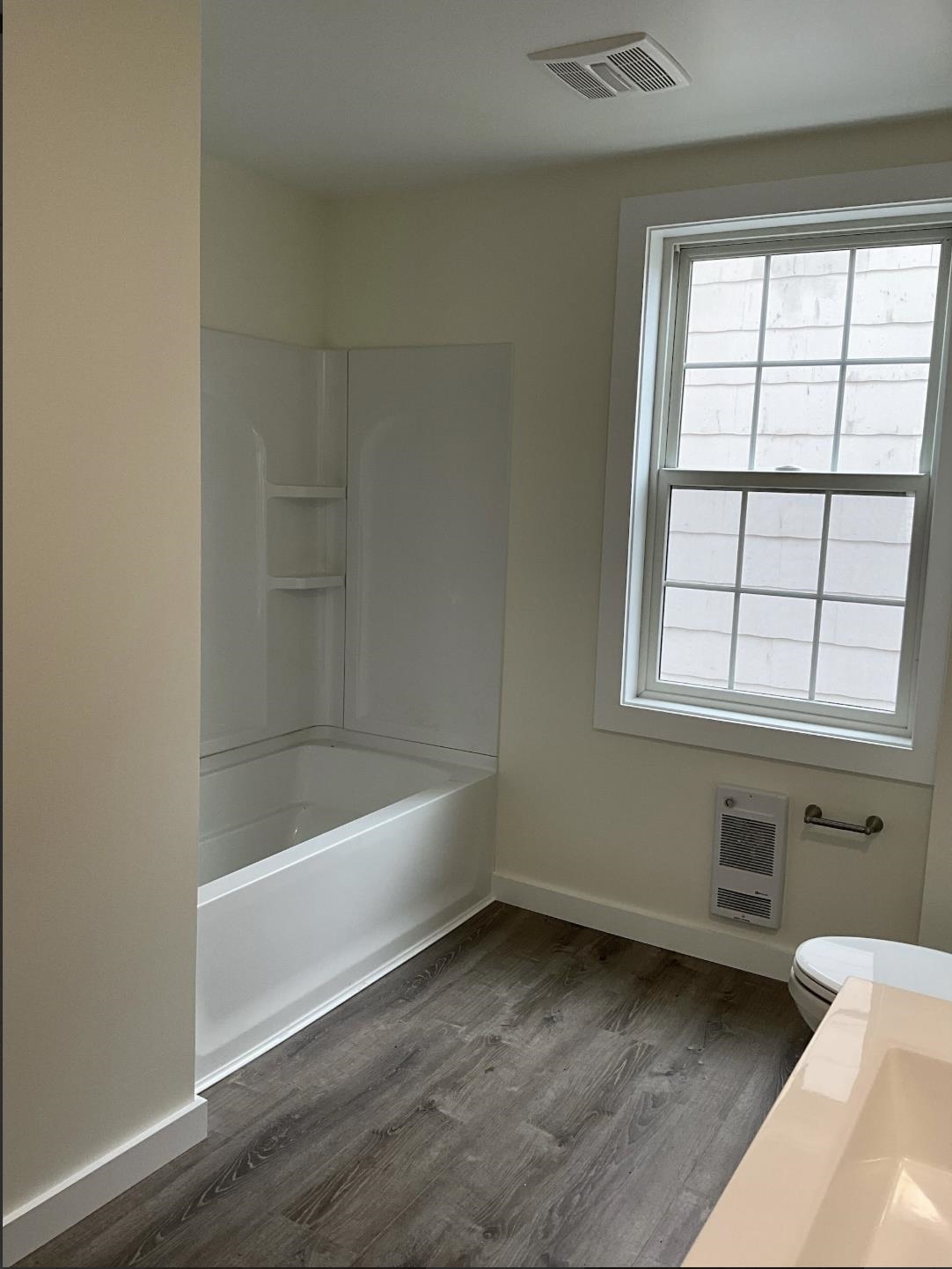90 Elm Street Property Photo 17