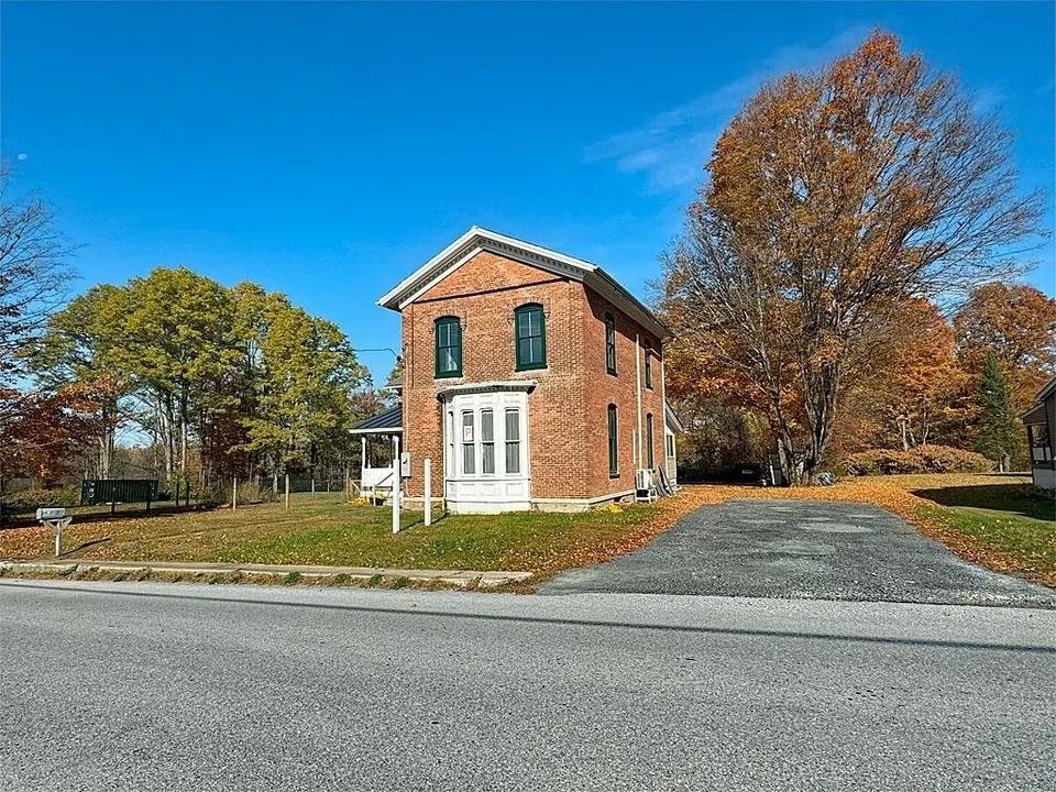 400 River Street Property Photo 3