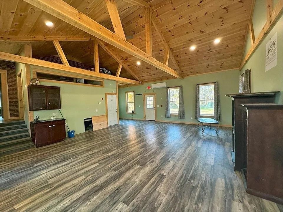 400 River Street Property Photo 7
