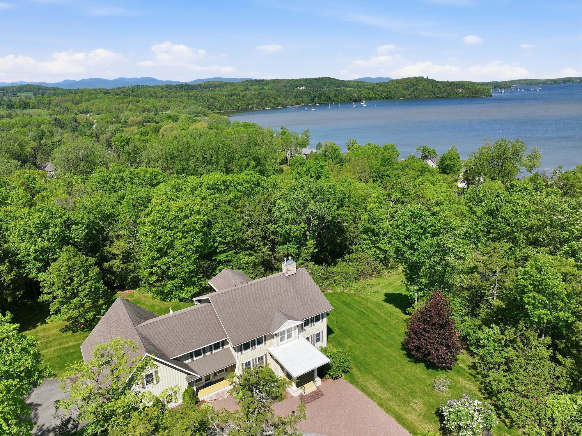 132 Point View Drive Property Photo 3