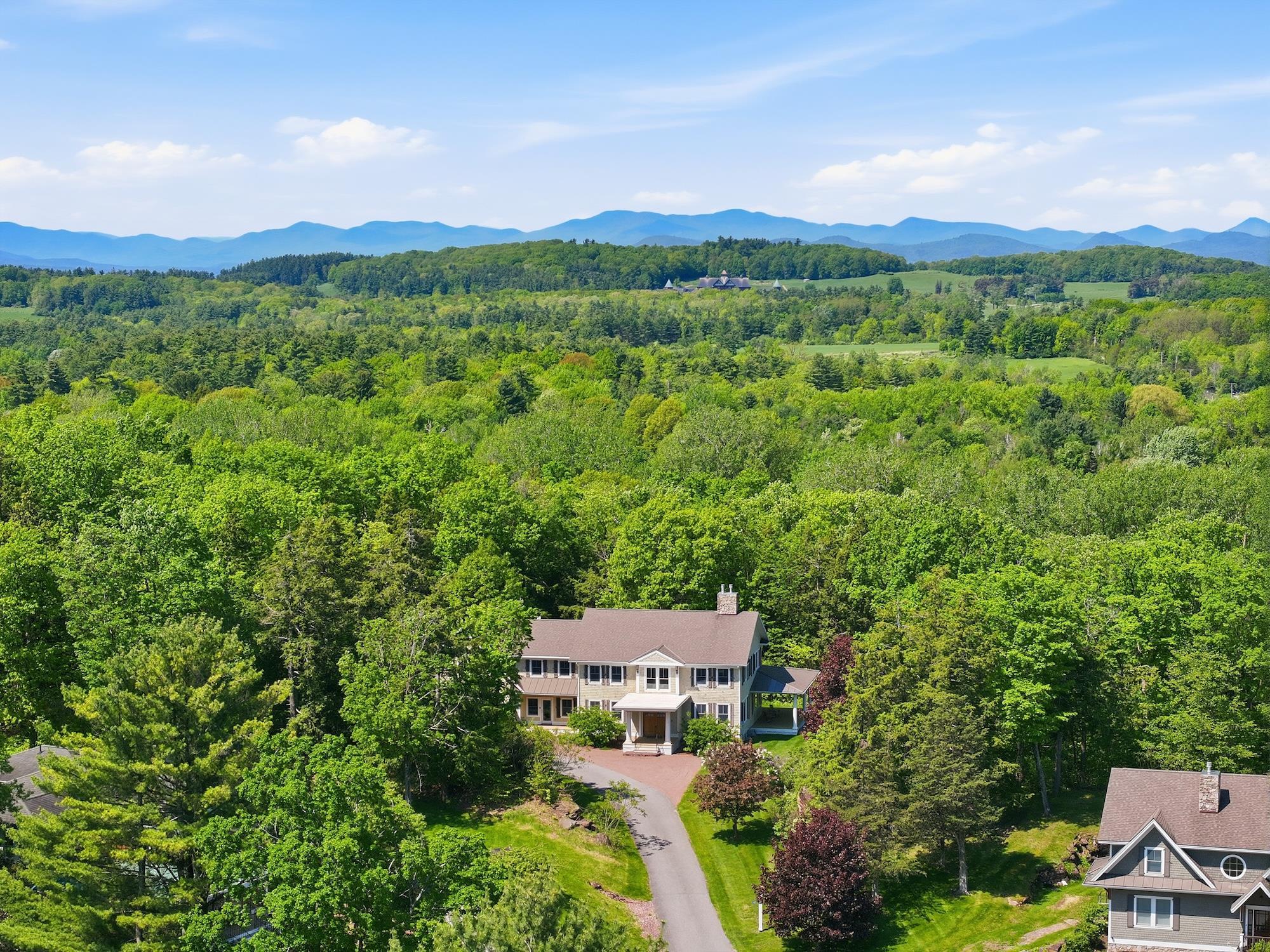 132 Point View Drive Property Photo 5
