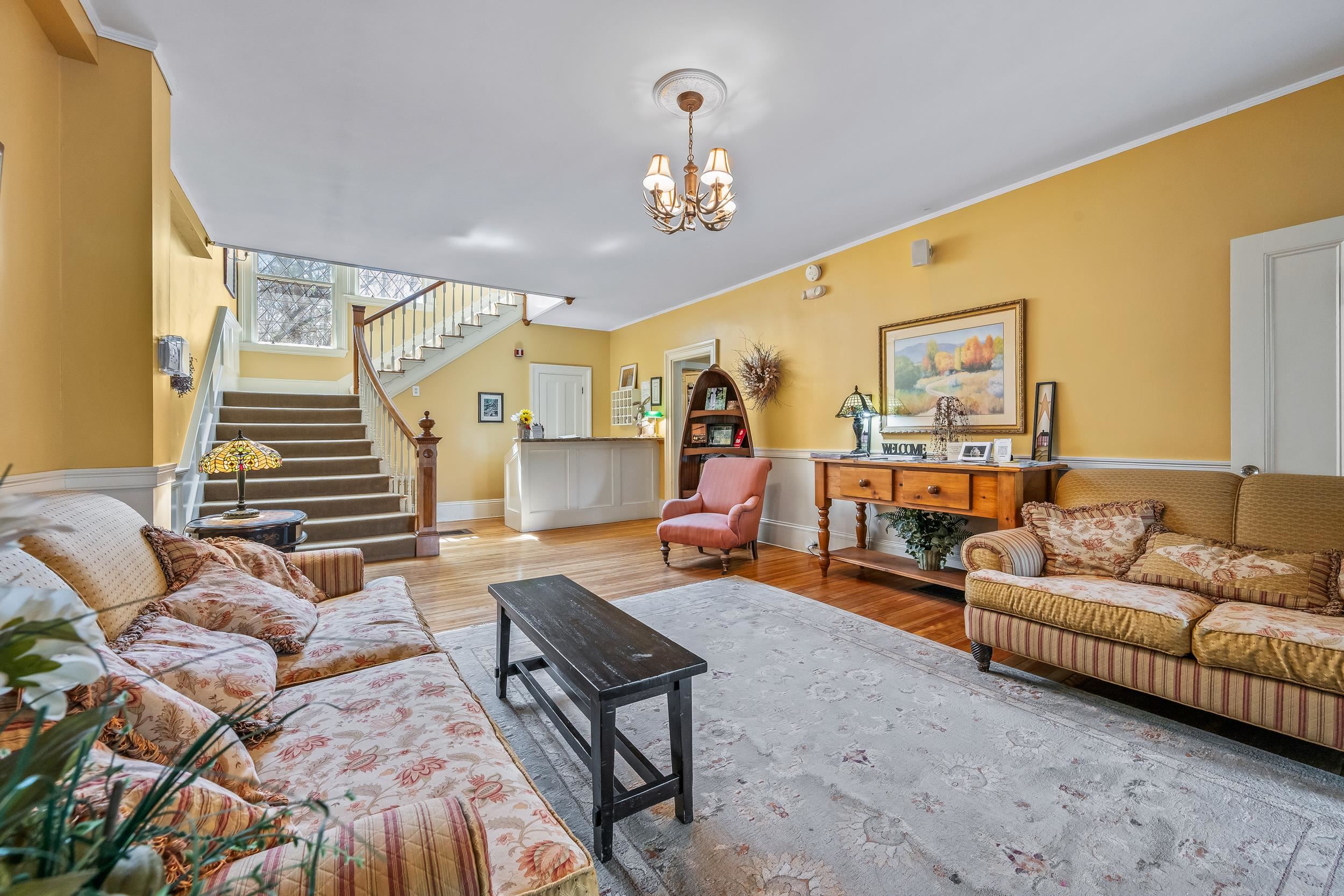 12 Thorn Hill Road Property Photo 7