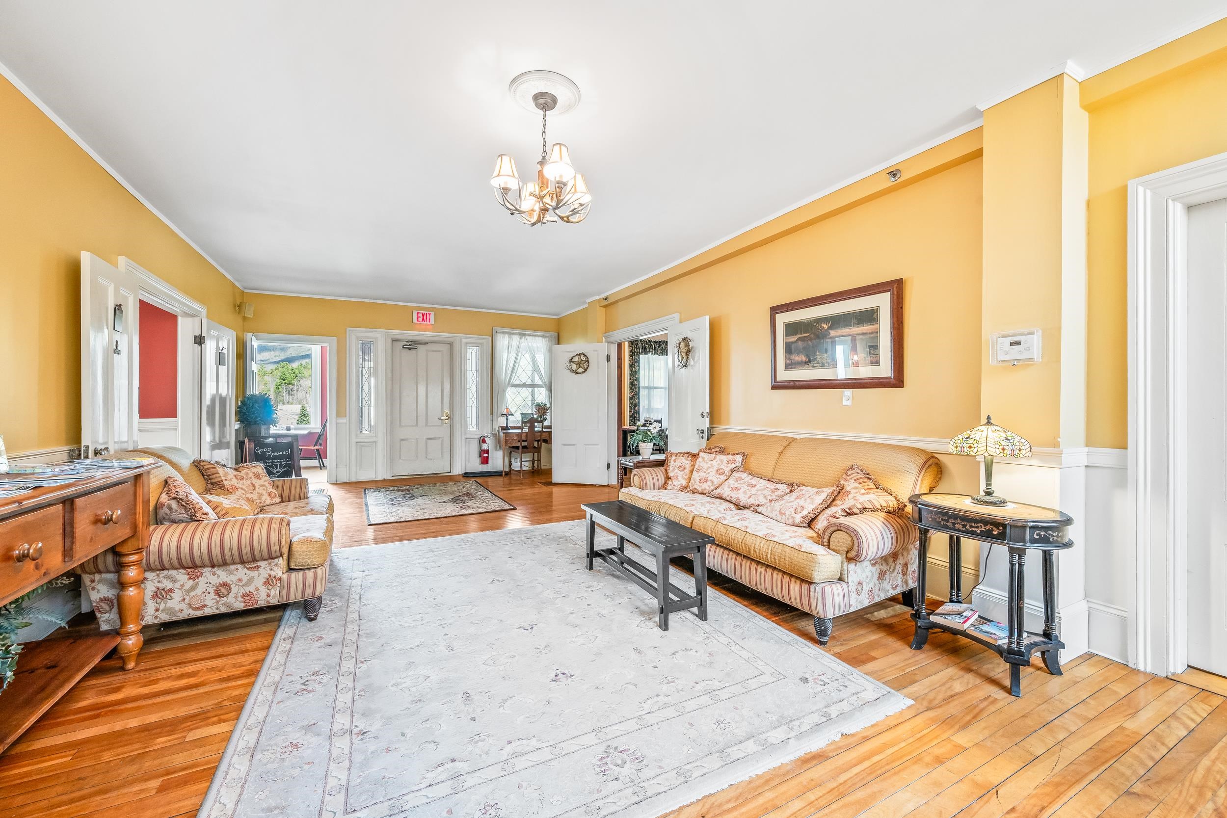 12 Thorn Hill Road Property Photo 9