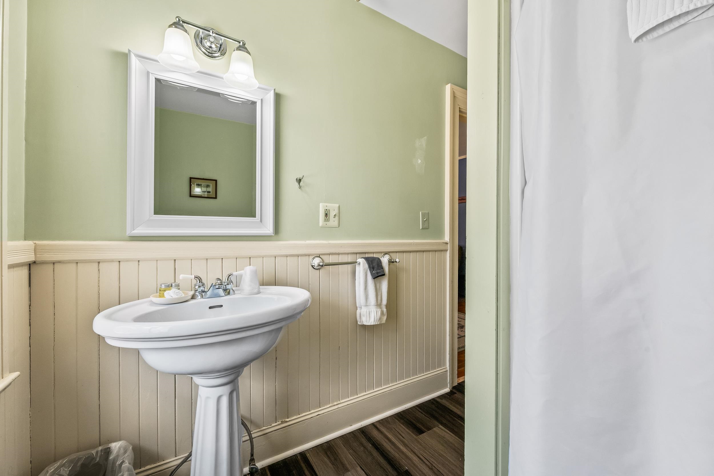 12 Thorn Hill Road Property Photo 28