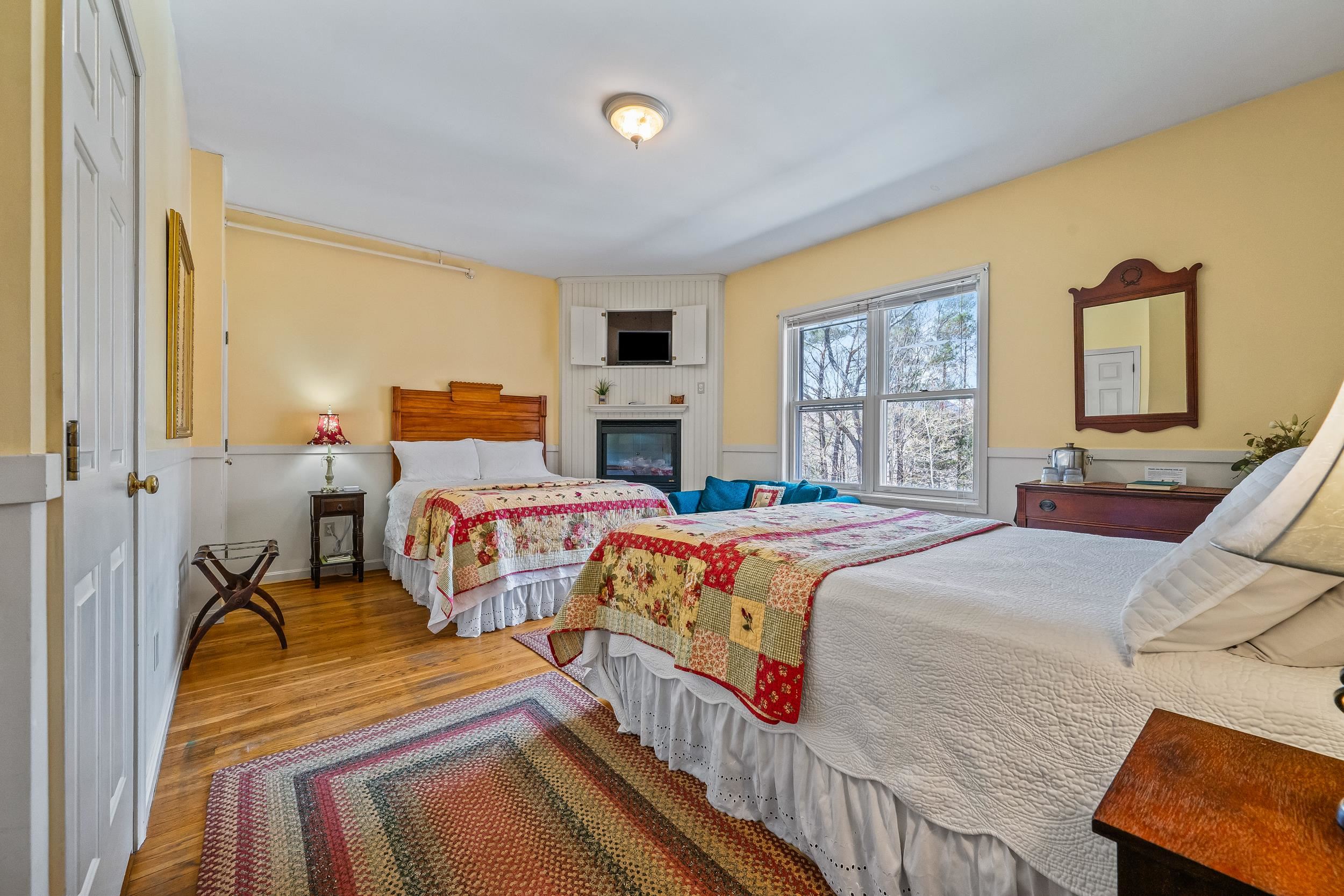 12 Thorn Hill Road Property Photo 43