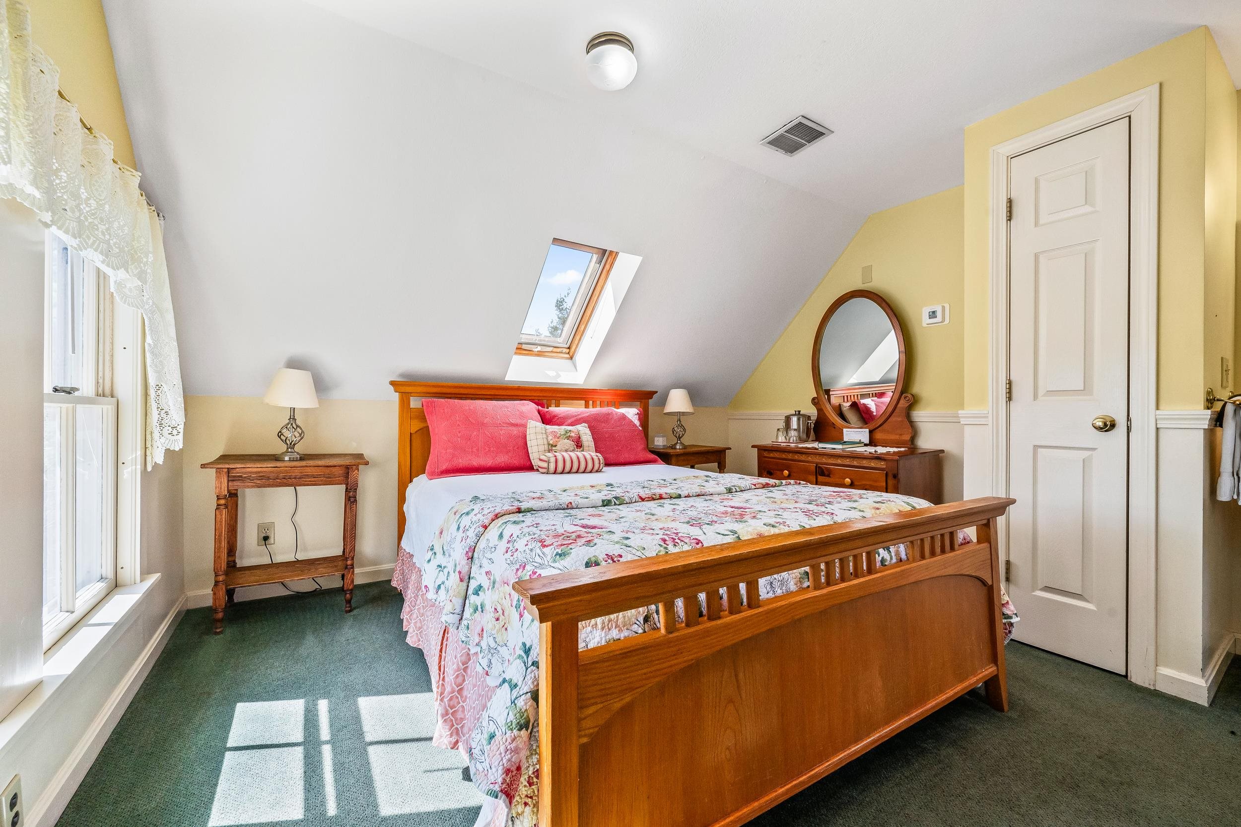 12 Thorn Hill Road Property Photo 46