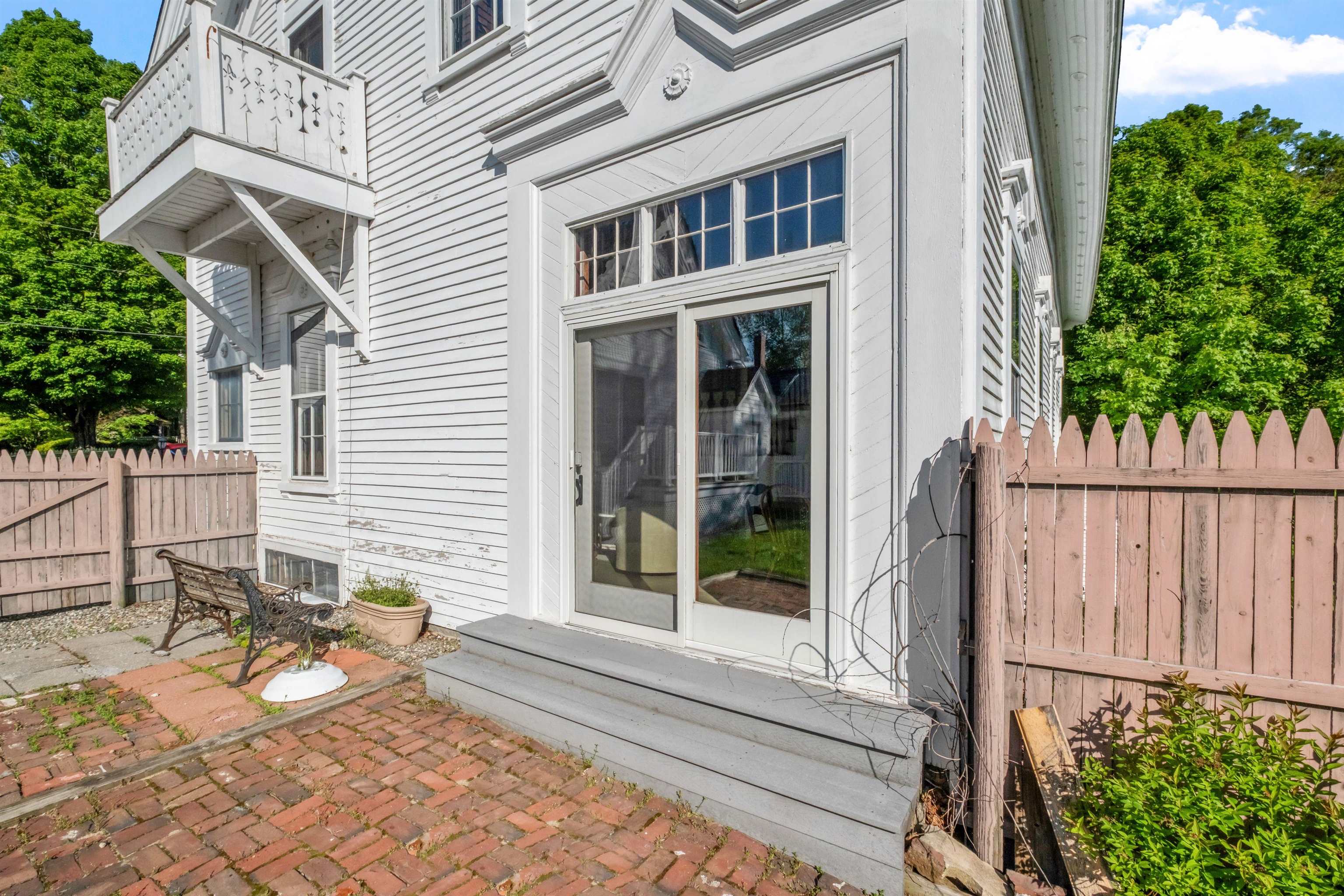 11 Highland Street Property Photo 11